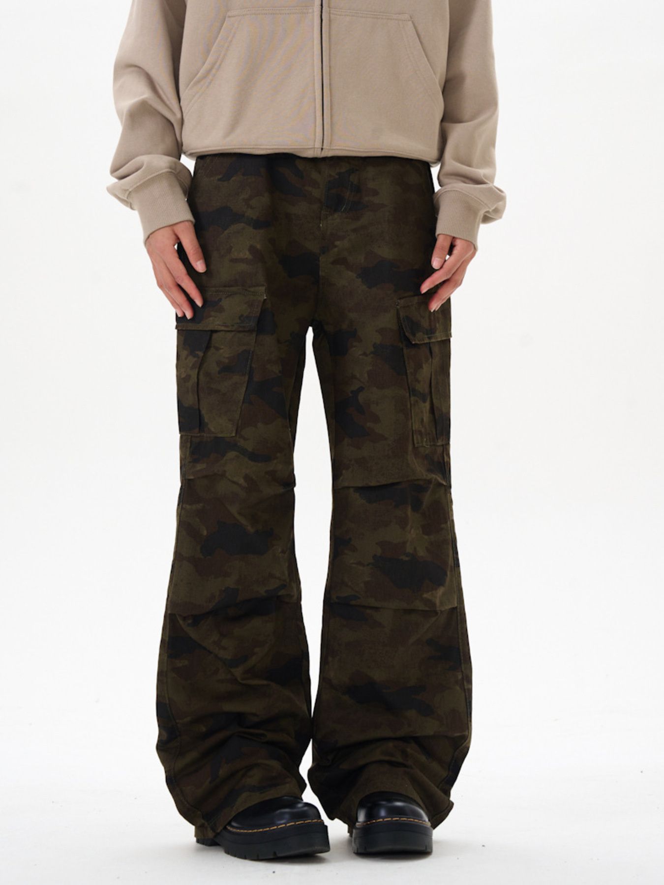 Men's Camouflage Wide Leg Cargo Pants