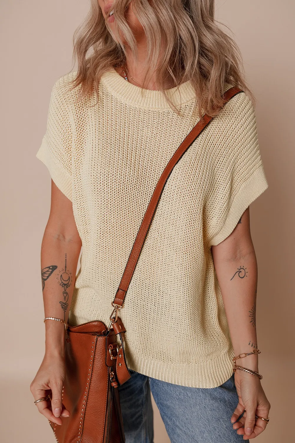 Round Neck Short Sleeve Knit Top
