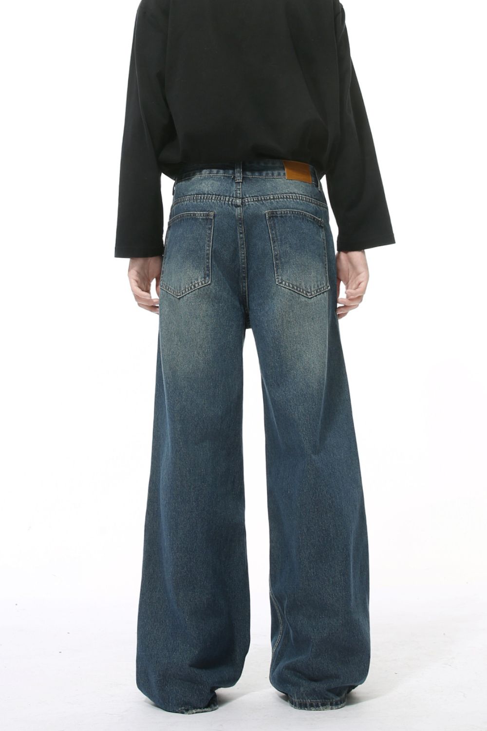 Wide Leg Pocketed Jeans