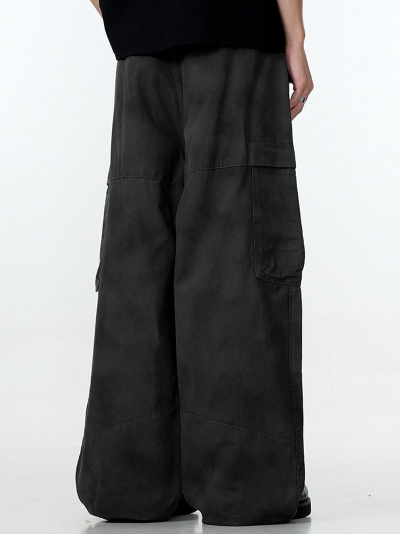 Men's Loose Fit Cargo Pants