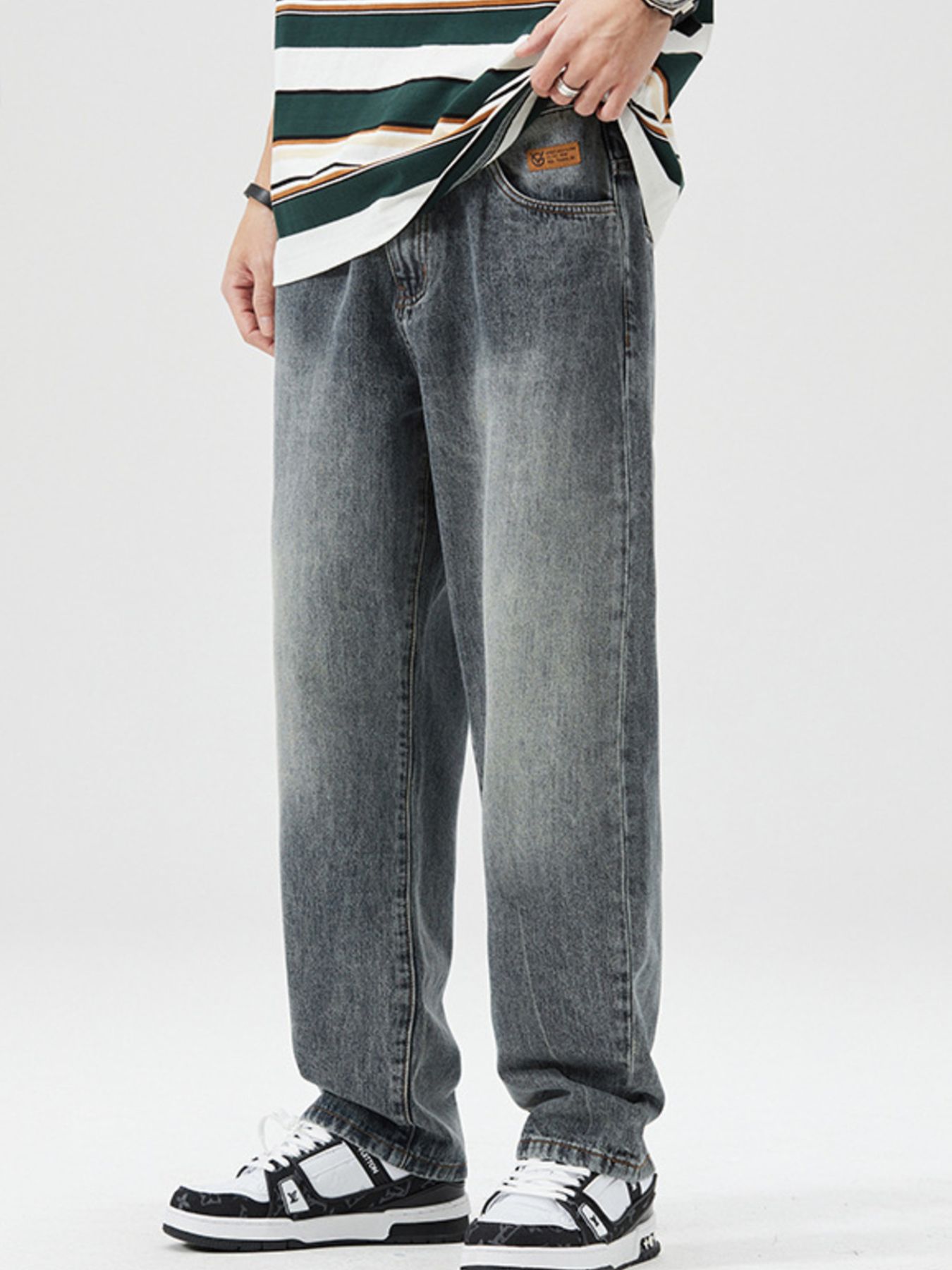 Men's Vintage Wash Loose Fit Jeans