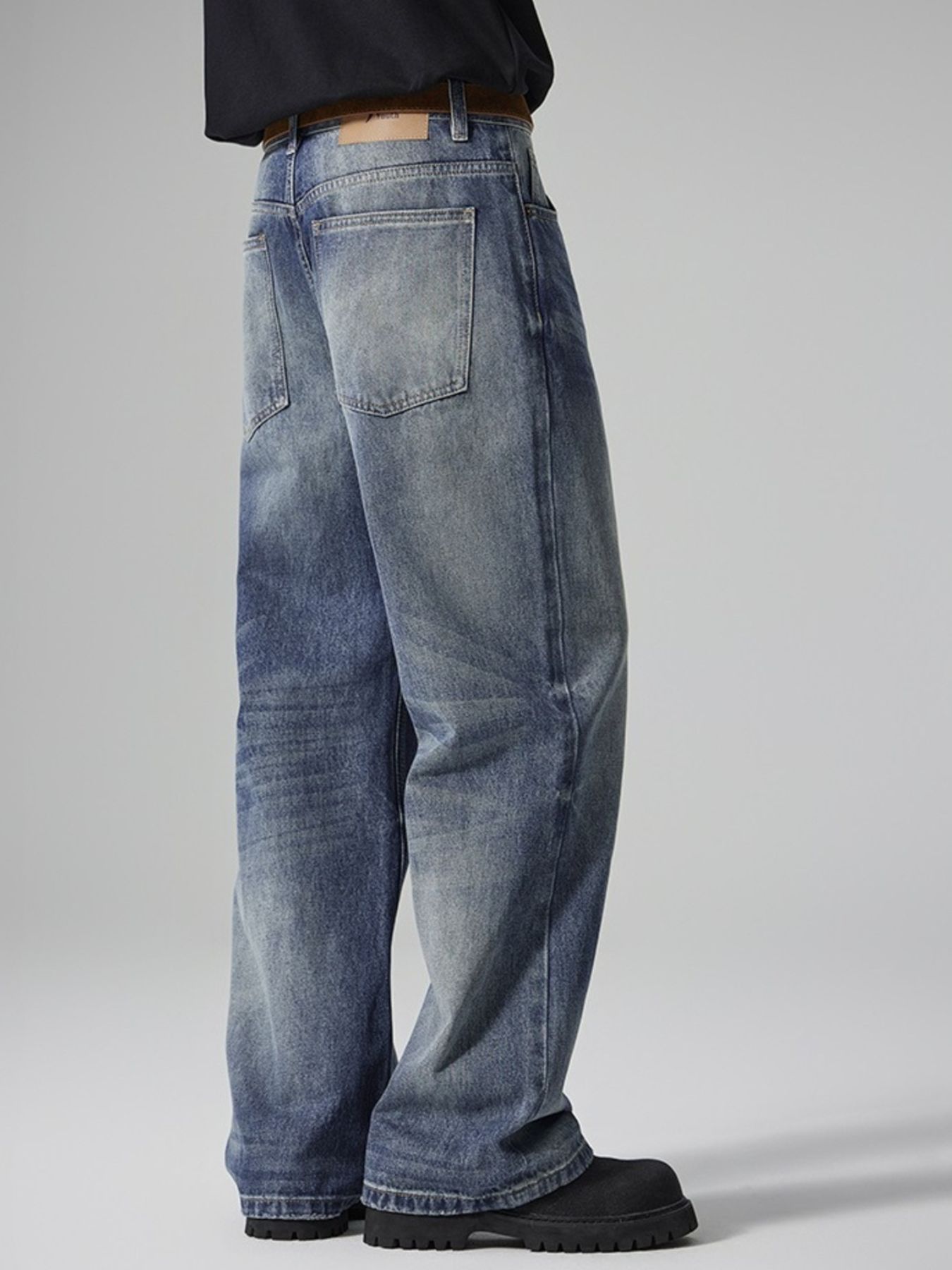 Men's Wide Leg Jeans
