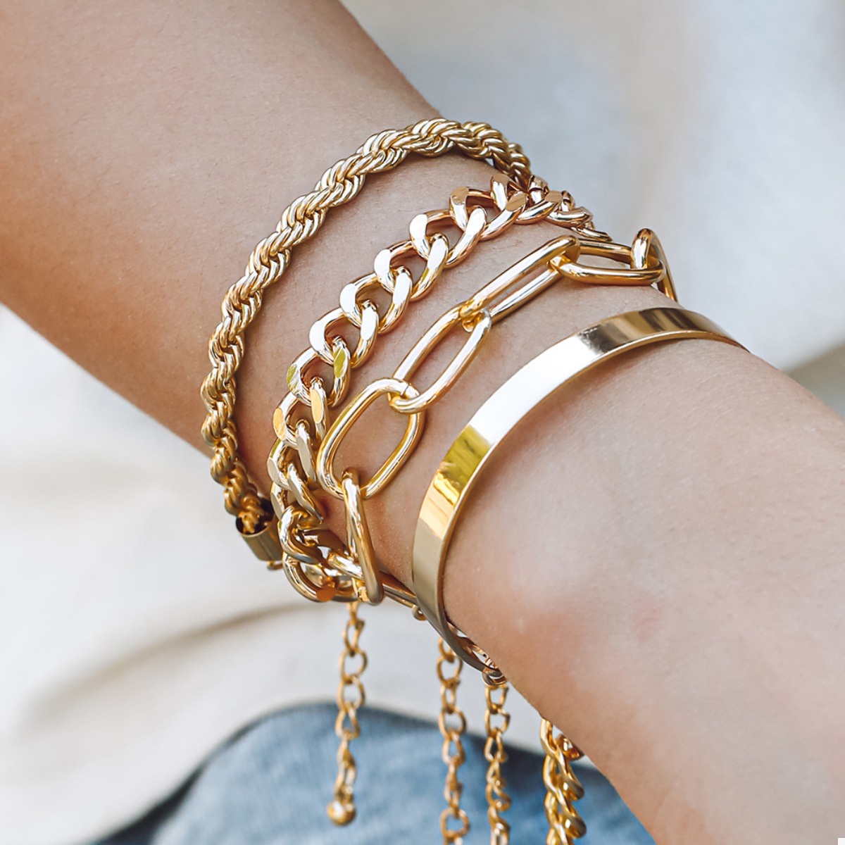 4 Piece 18K Gold-Plated Minimalist Bracelet