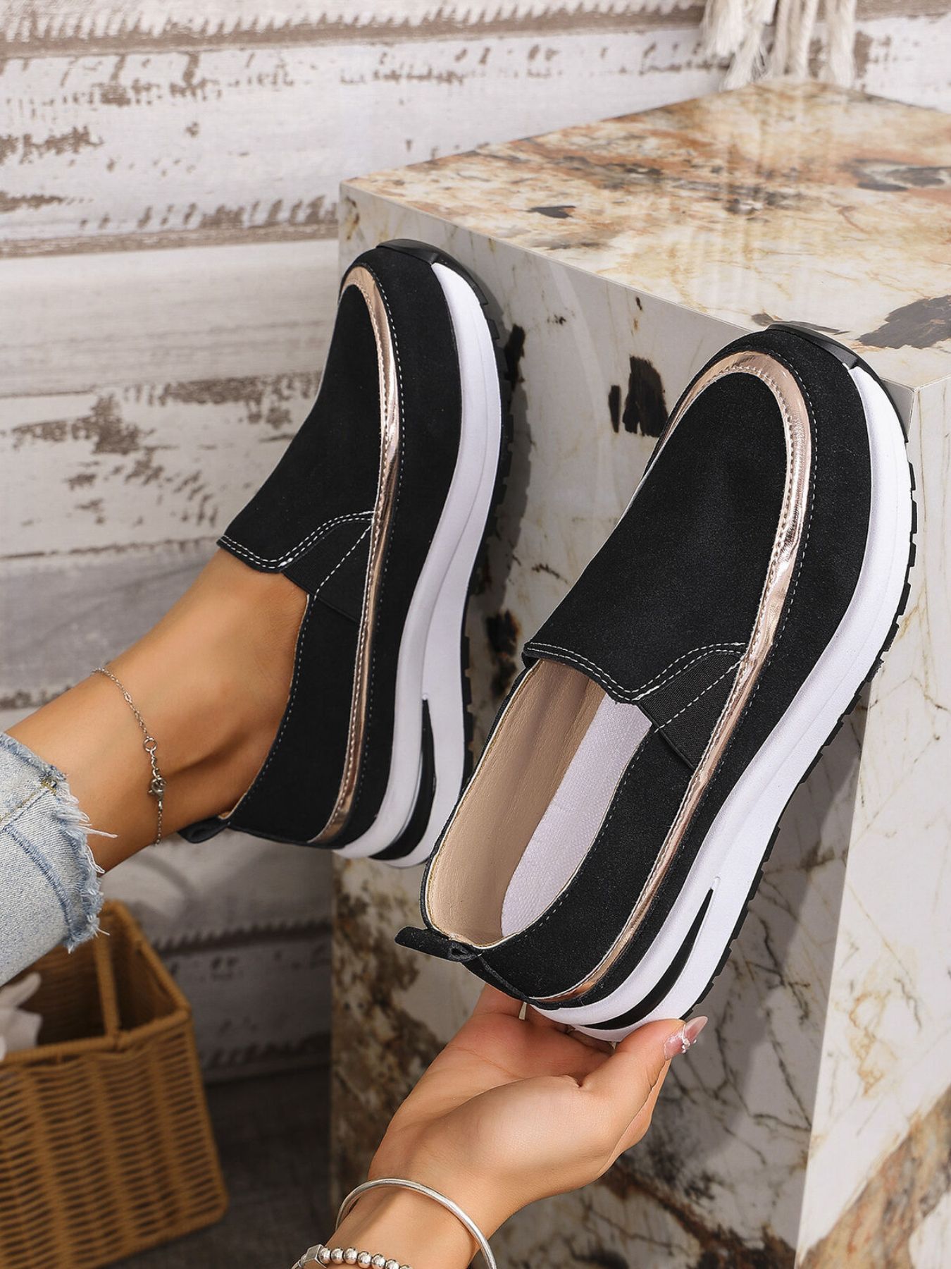 Round Toe Platform Loafers