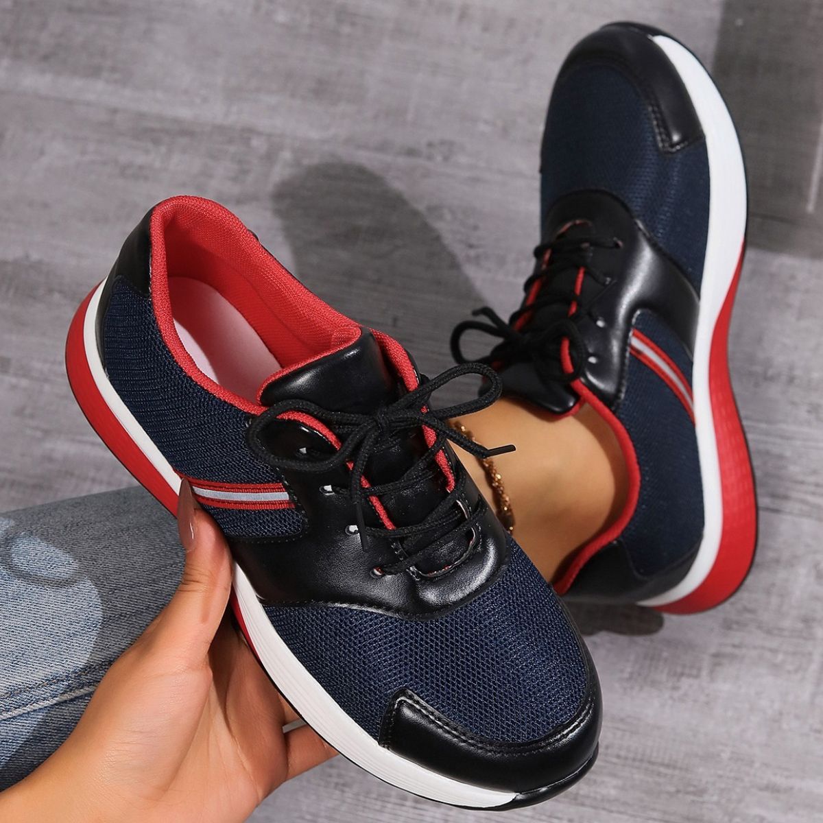 Round Toe Platform Sneakers