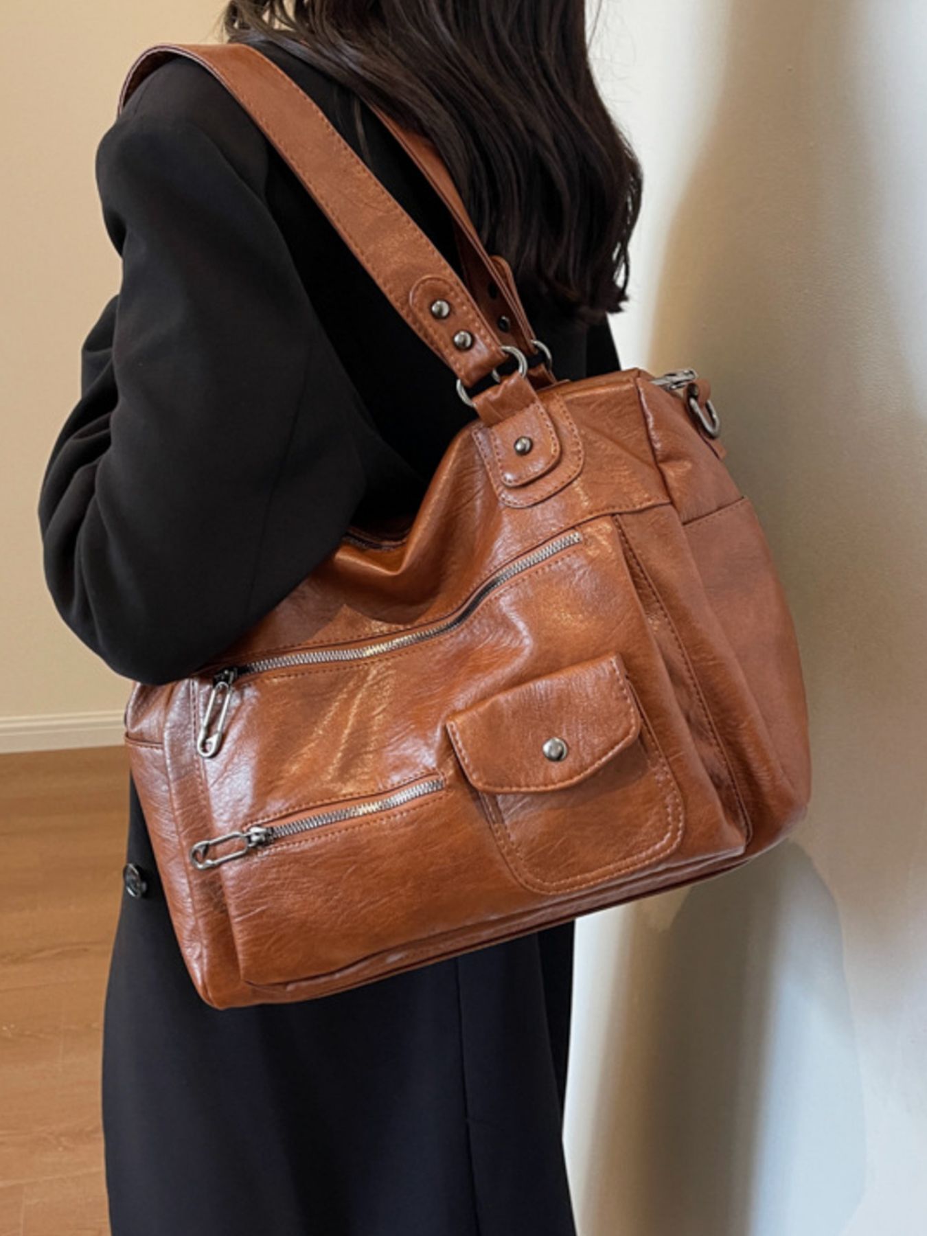 Vintage Style Multi-Pocket Crossbody Bag