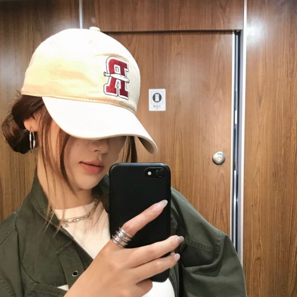 Letter Embroidered Classic Baseball Cap 1