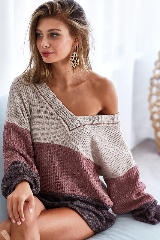 Color Block Out Stitching V-Neck Knit Top