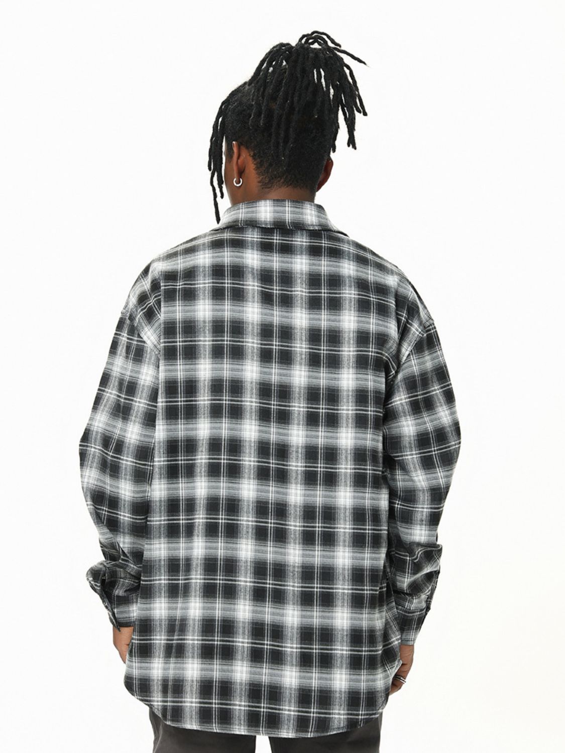 Men's Button Down Plaid Collared Neck Shirt with Chest Pocket