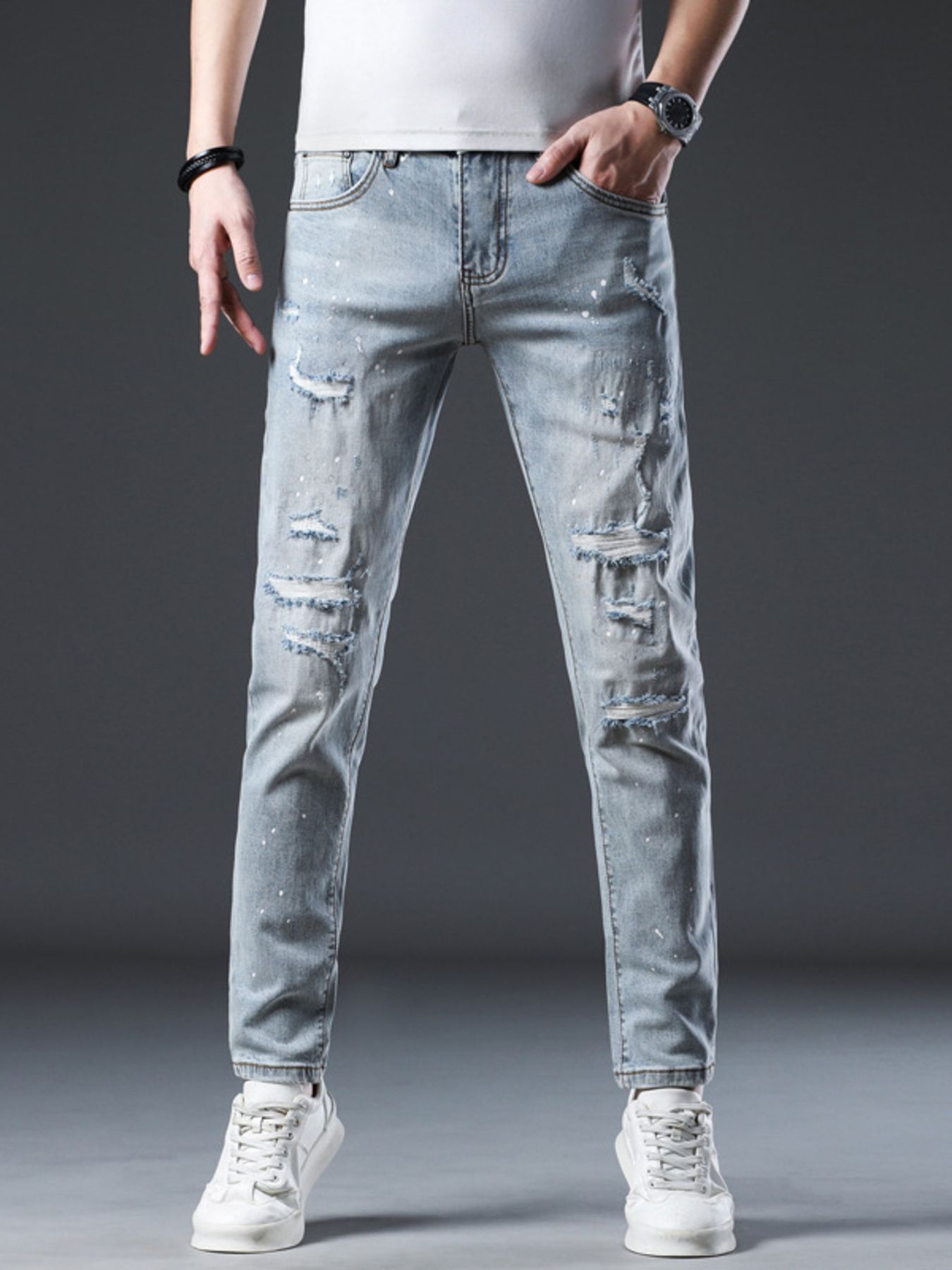 Men's Distressed Slim Fit Jeans