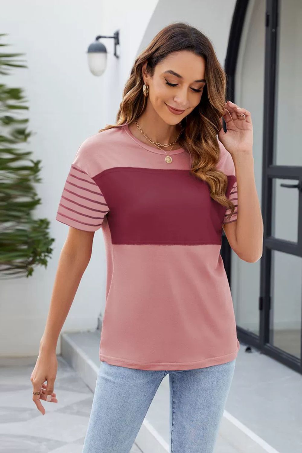 Color Block Round Neck Short Sleeve T-Shirt