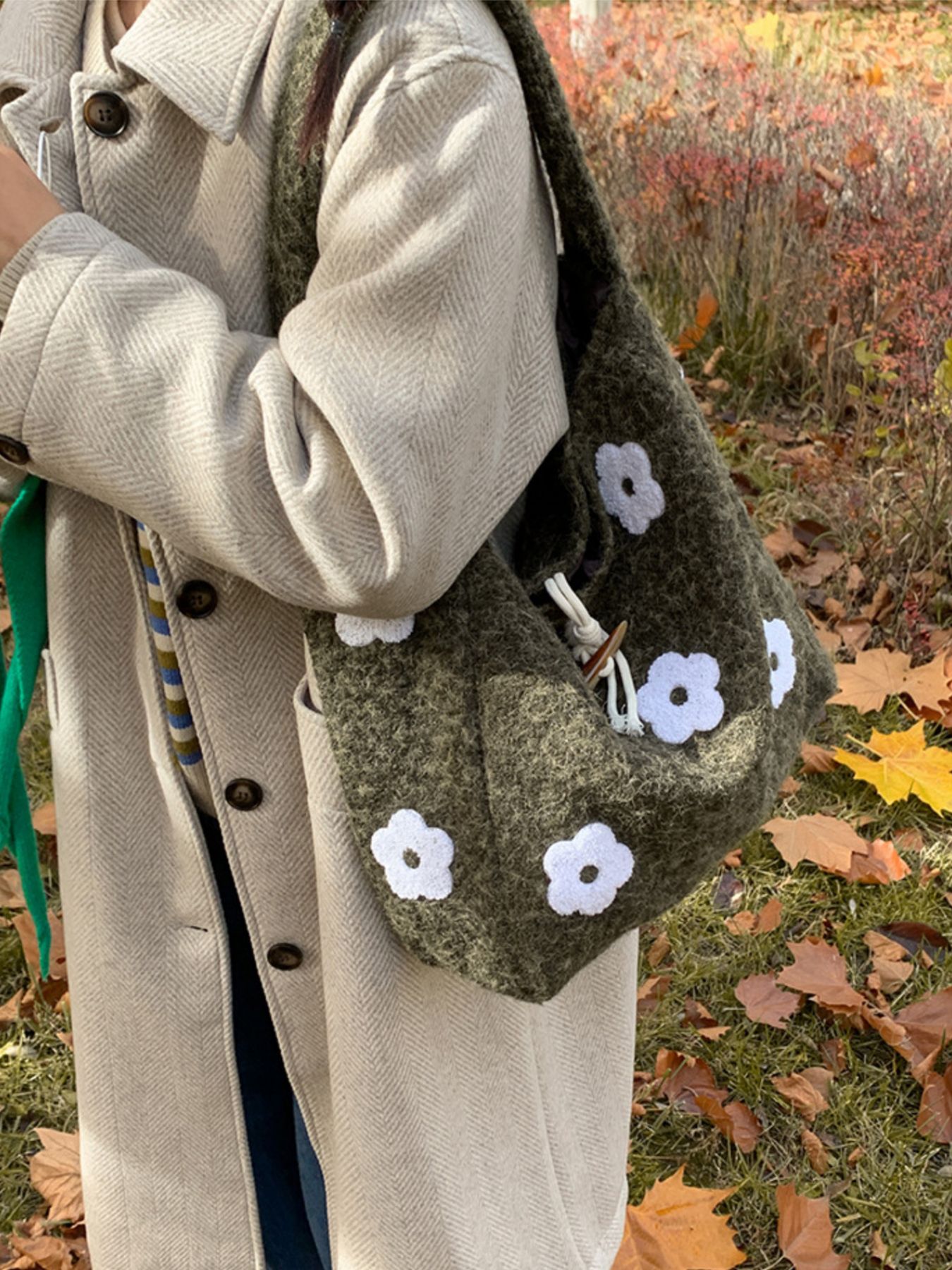 Floral Applique Handbag