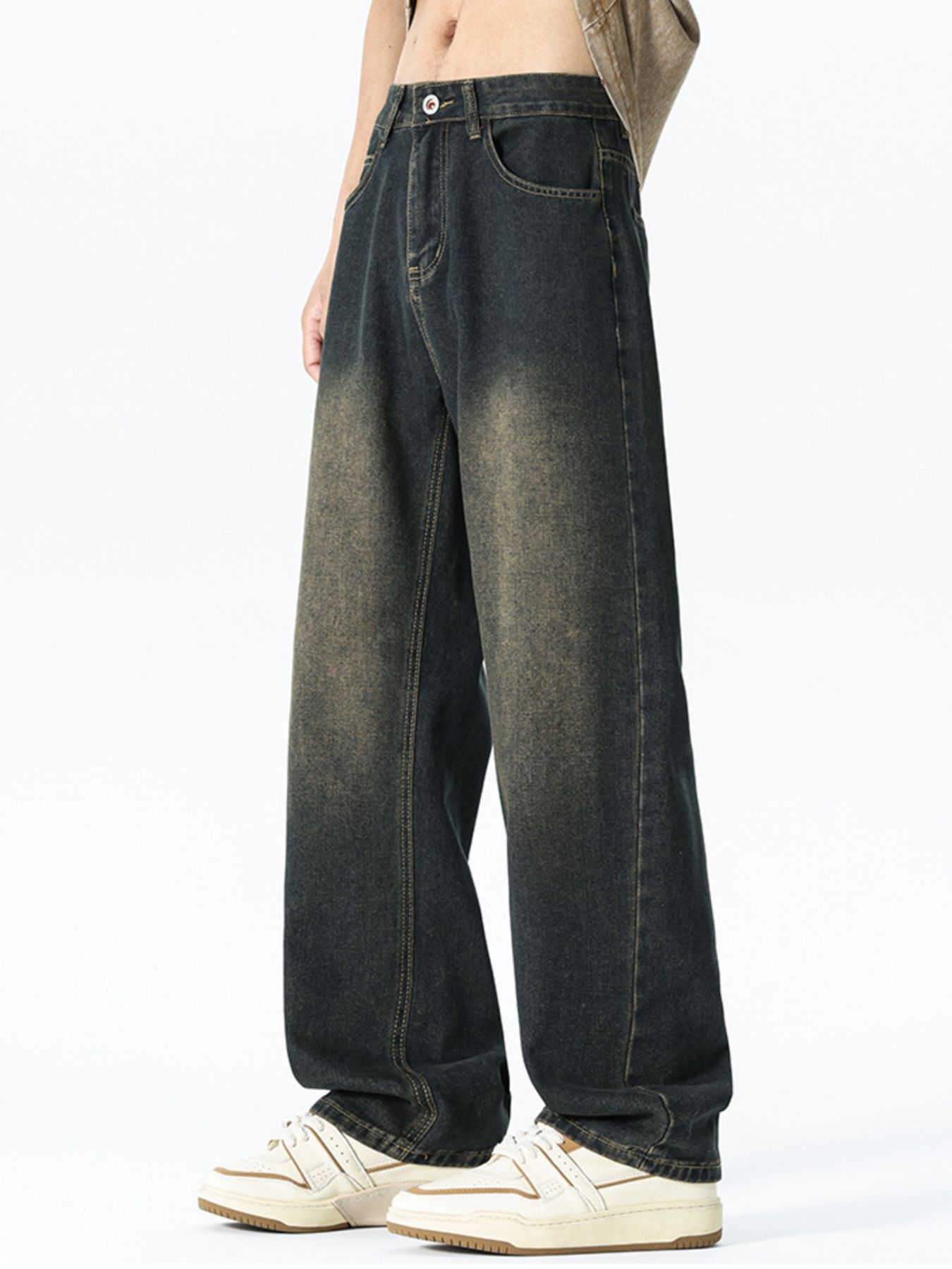 Men's Relaxed Fit Washed Jeans