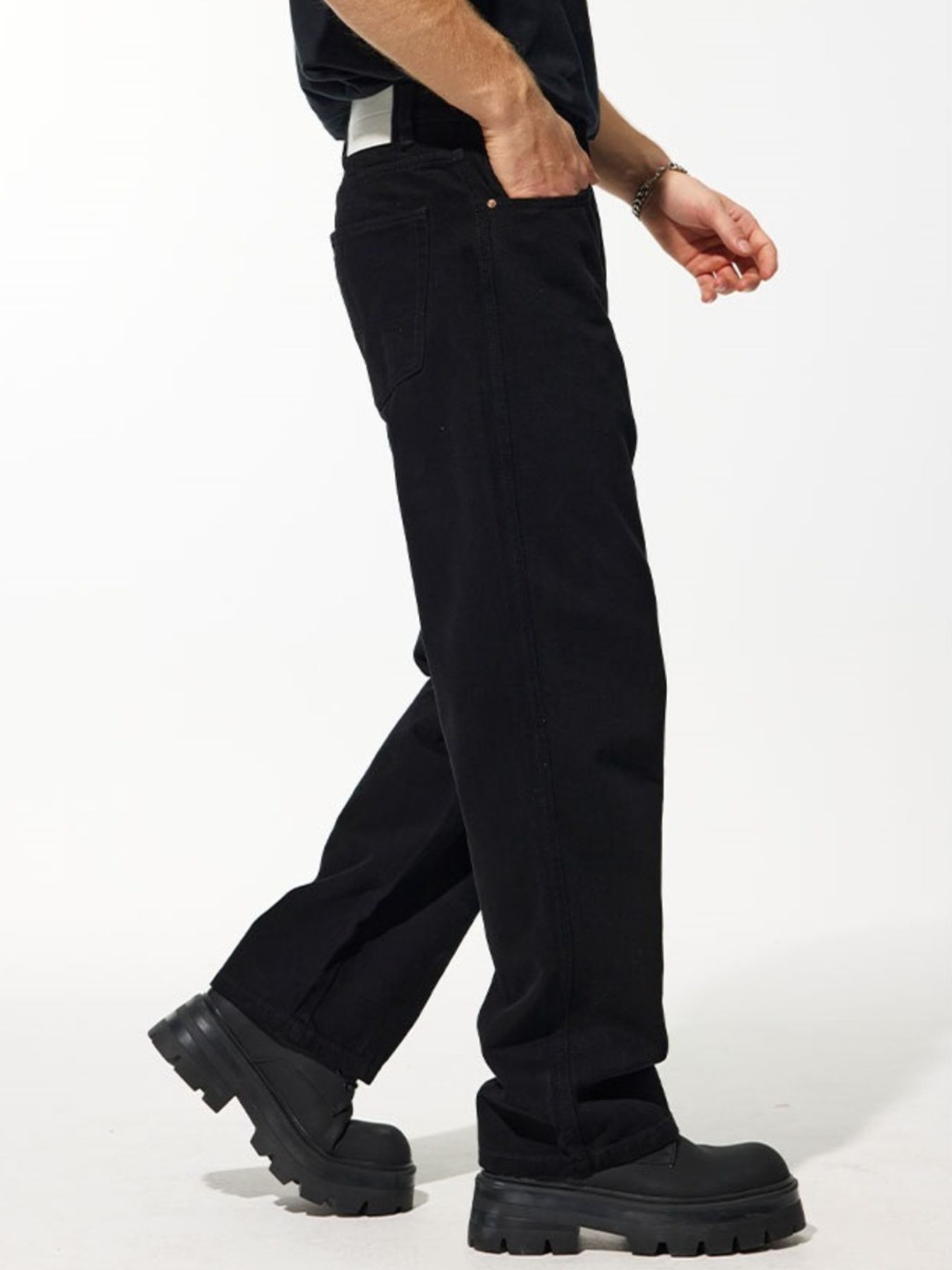 Men's Loose Fit Jeans