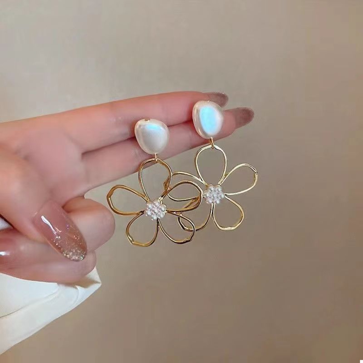 Pearl & Floral Drop Earrings