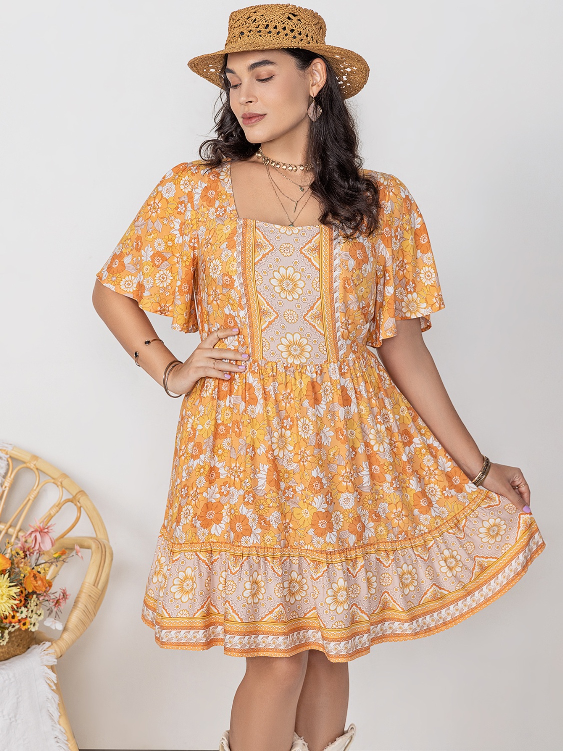 Plus Size Printed Square Neck Short Sleeve Dress