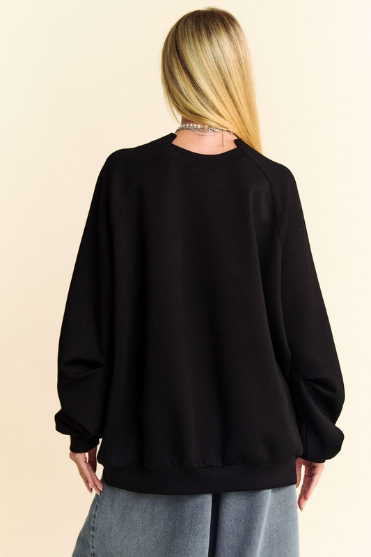 Round Neck Raglan Sleeve Sweatshirt