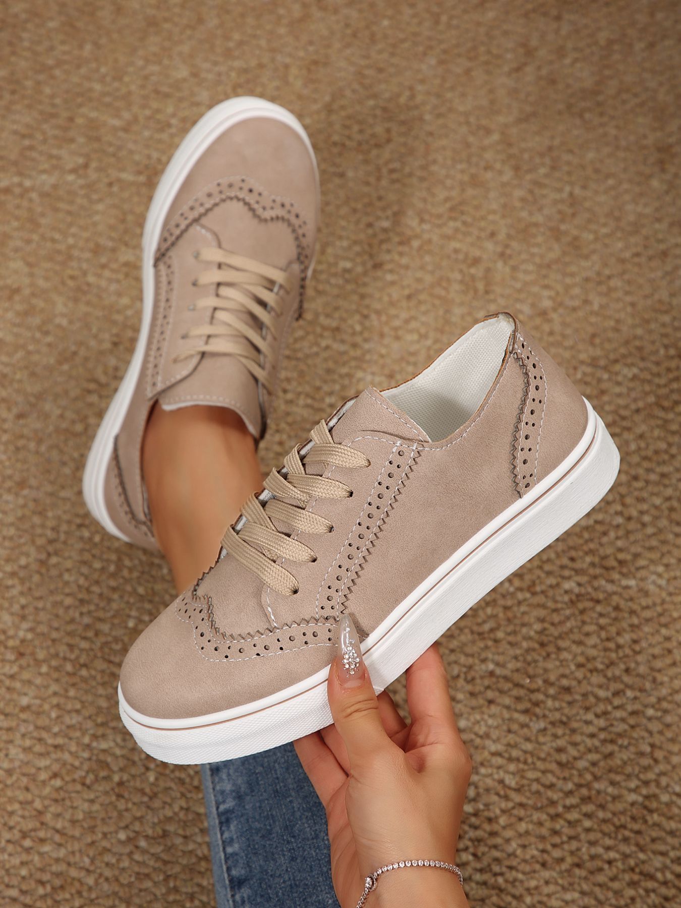 Lace Up Round Toe Platform Sneakers