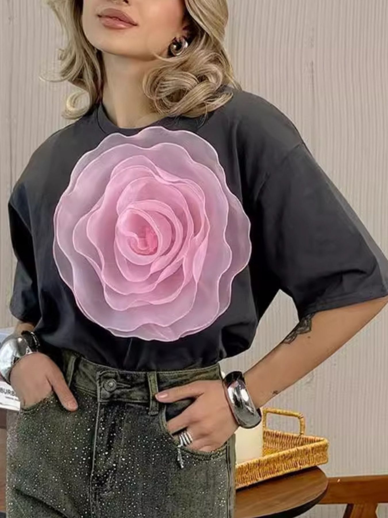 Flower Round Neck Short Sleeve T-Shirt