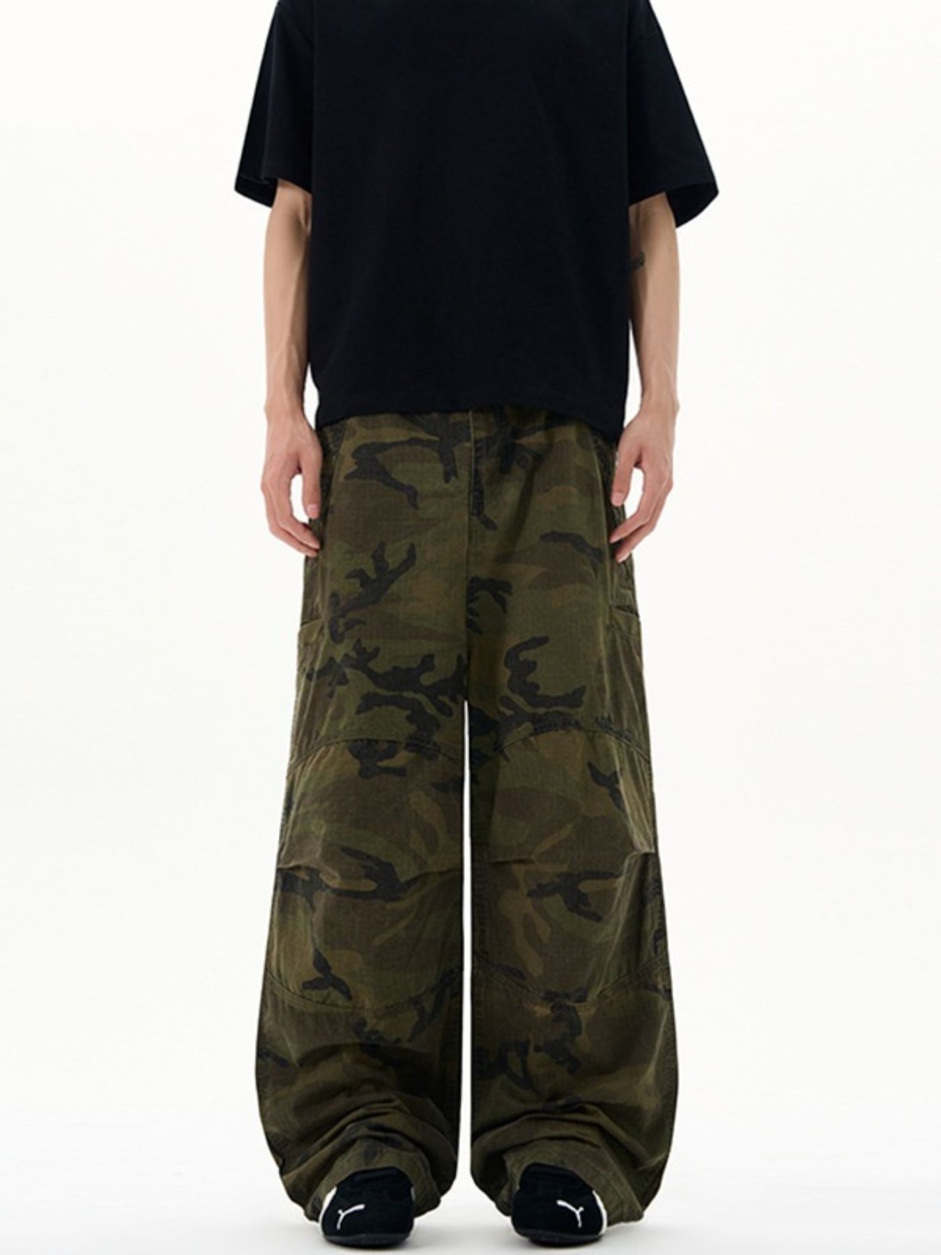 Men's Camouflage Wide Leg Cargo Pants