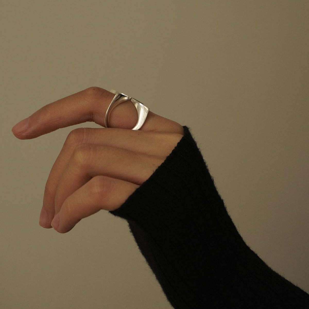 Stainless Steel Crisscross Open Ring