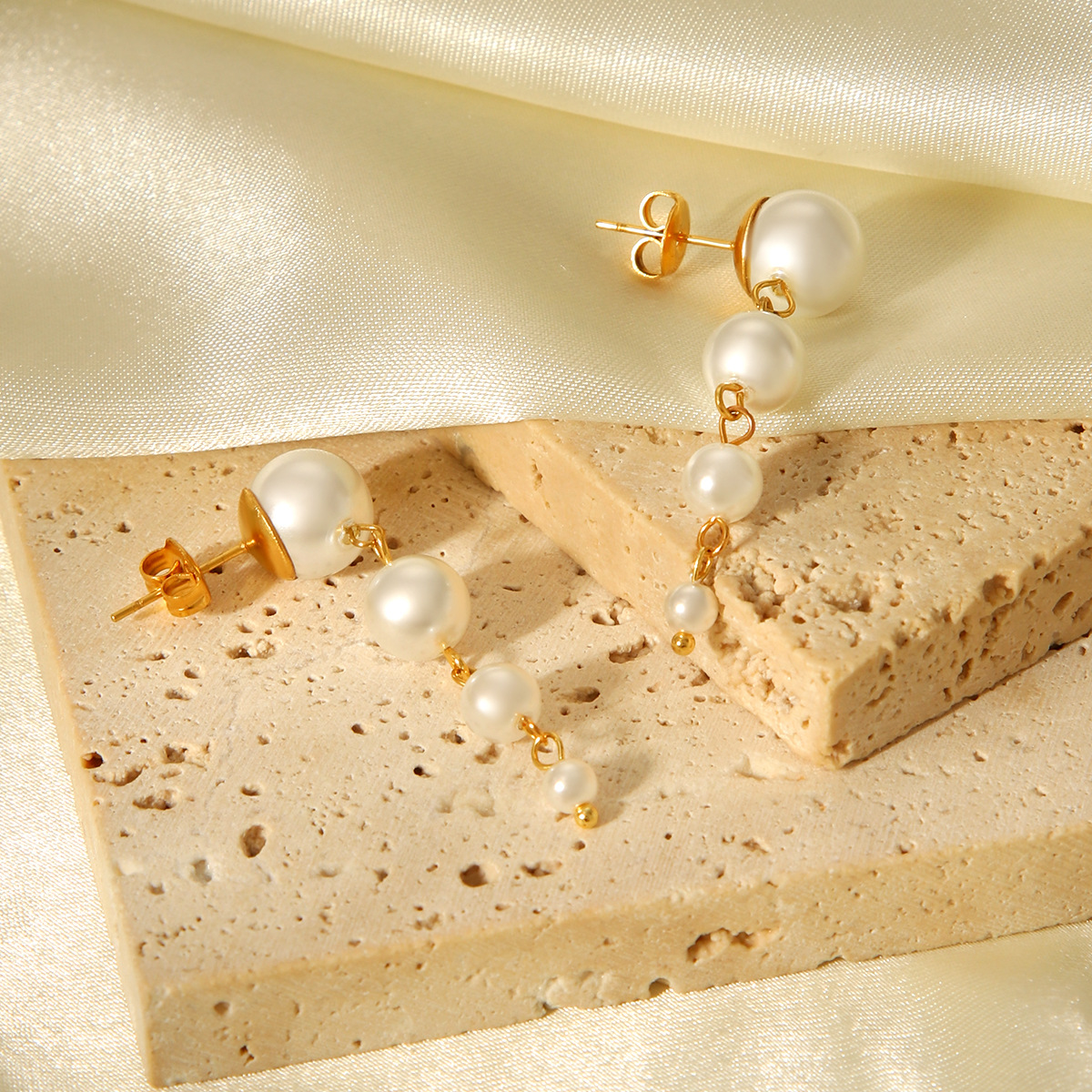 Synthetic Pearl Drop Chain Earrings with Gold Accents