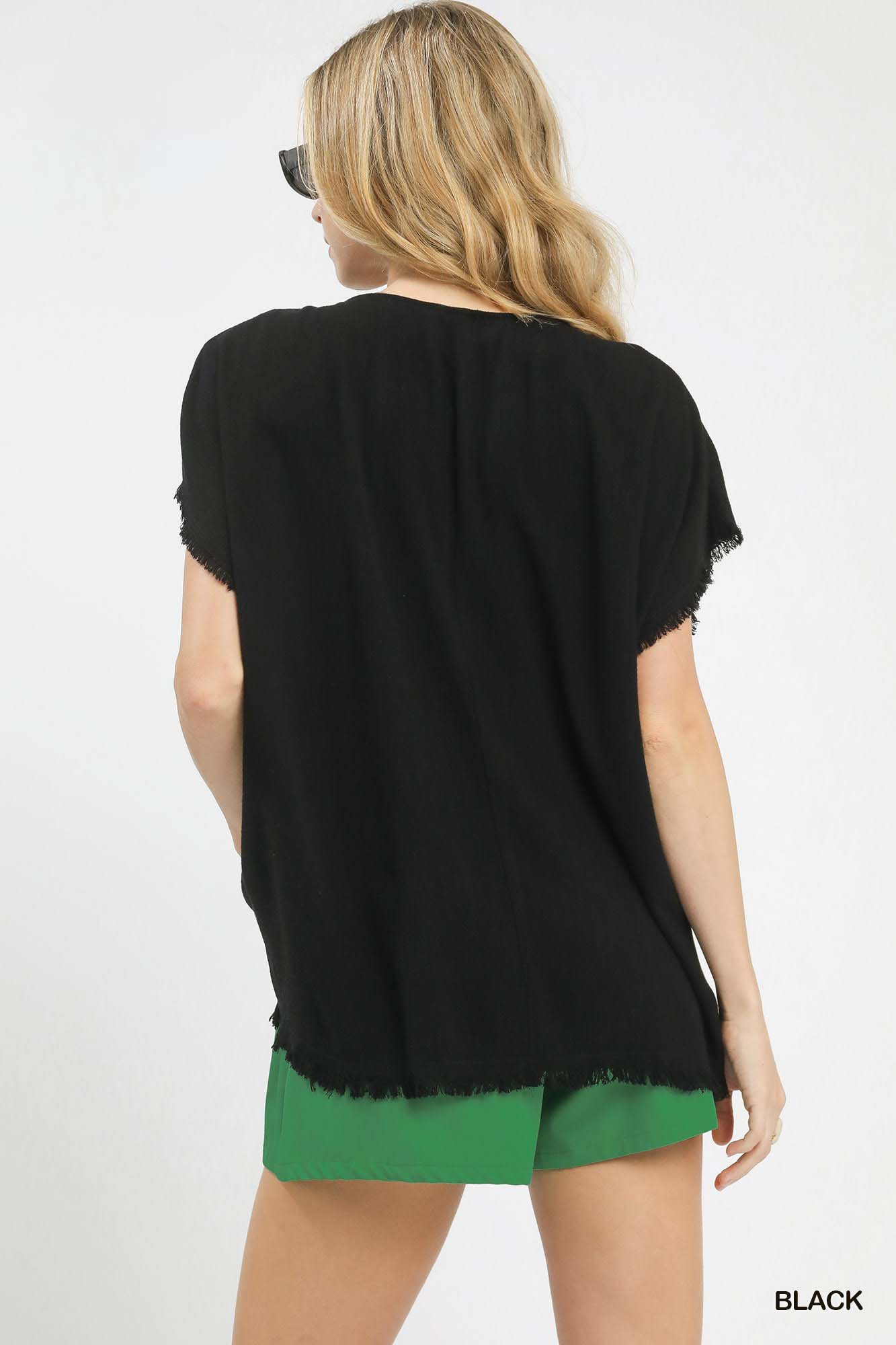 Umgee Linen Blend Embroidered Frayed Hem Top