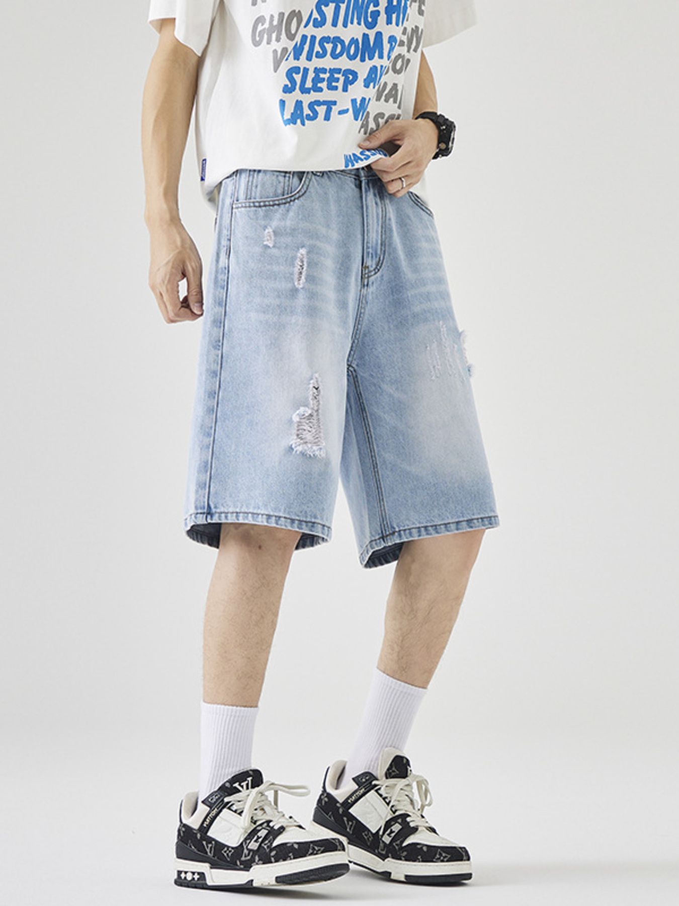 Men's Distressed Loose Fit Denim Shorts