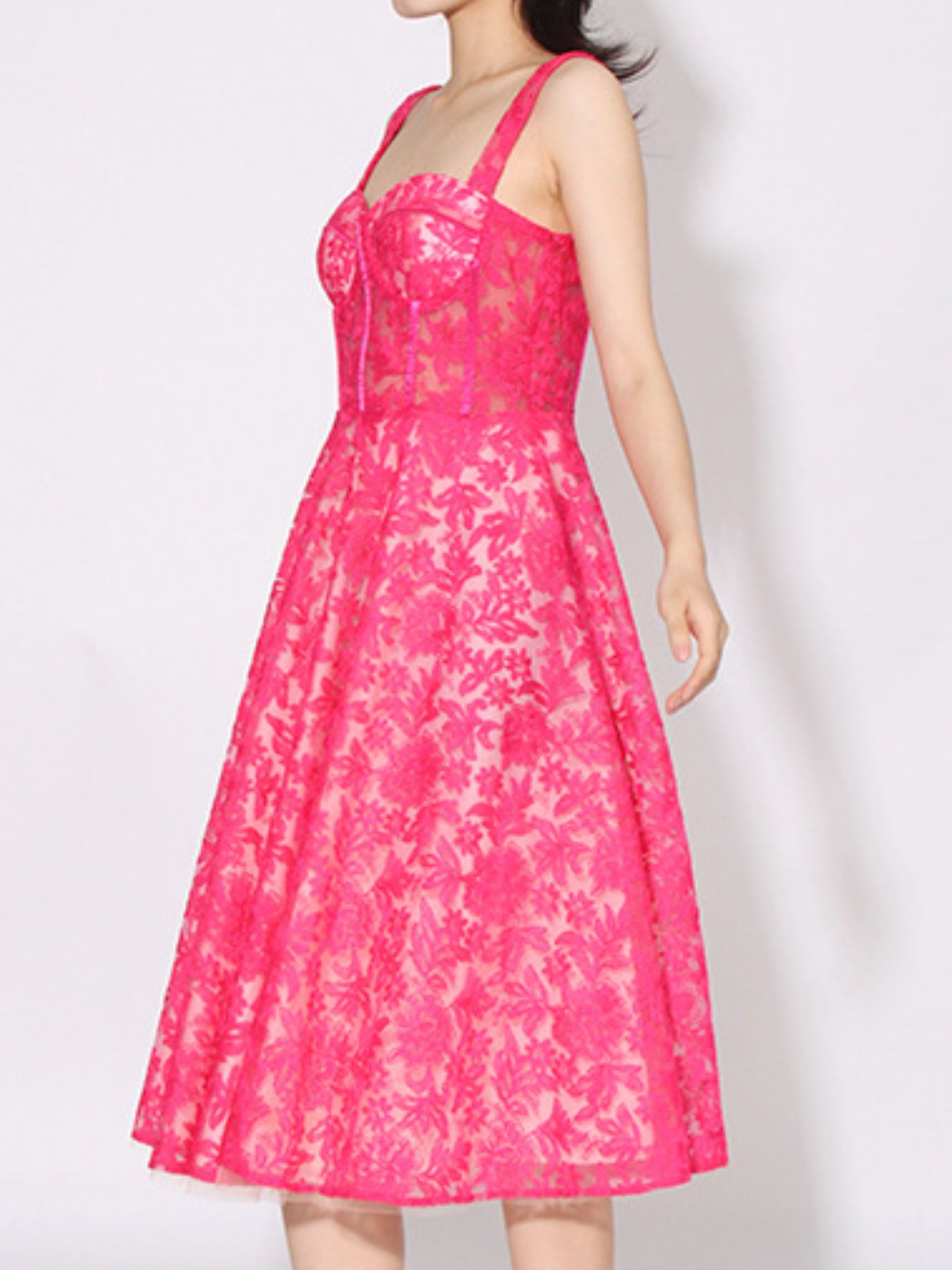 Lace Sweetheart Neck Cami Dress