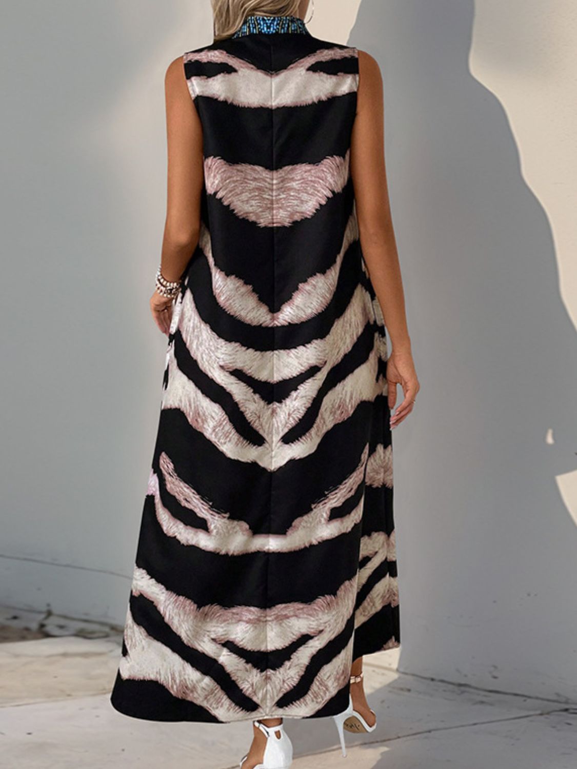 Printed Notched Sleeveless Dress