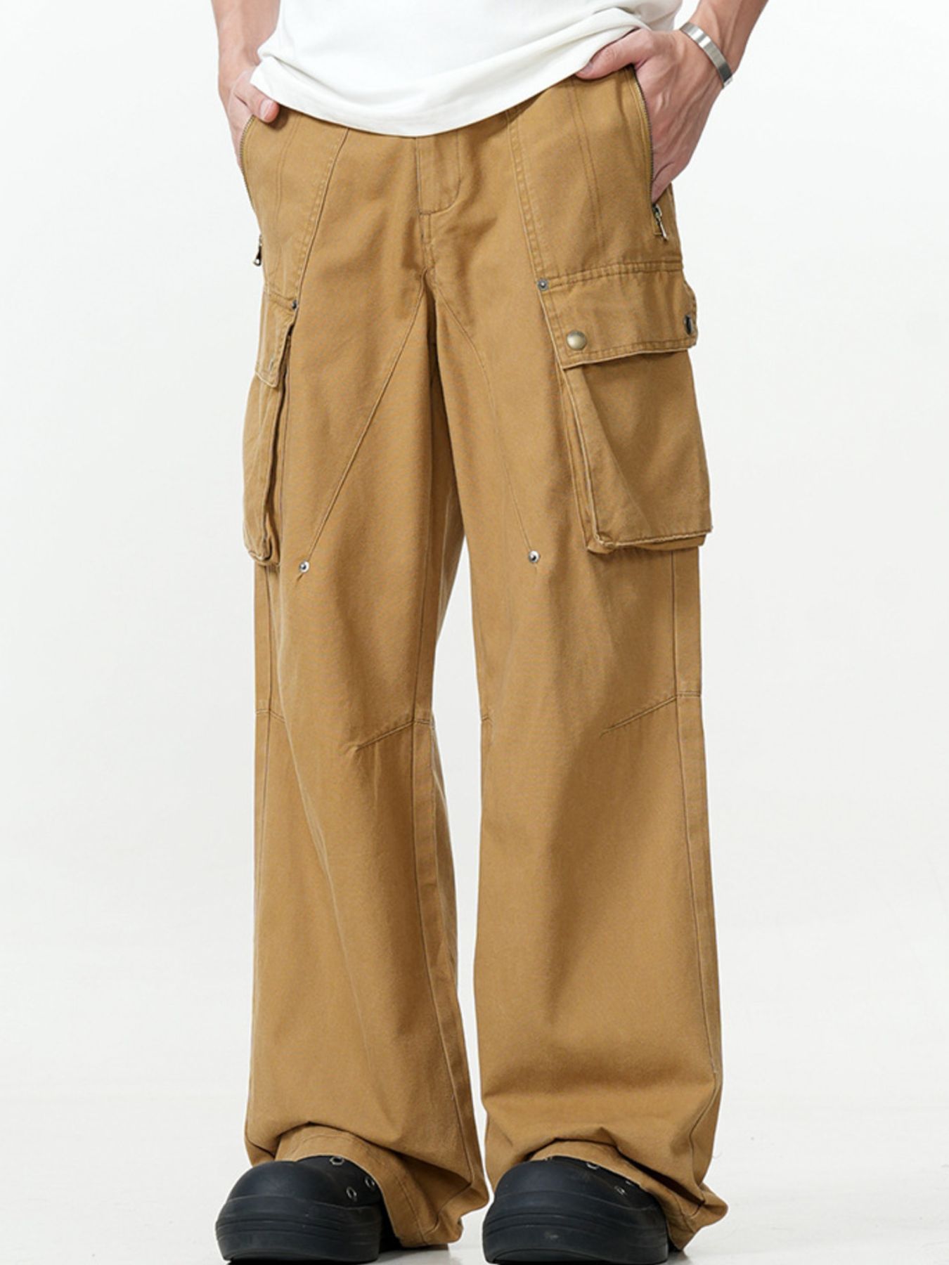 Men's Wide Leg Cargo Pants