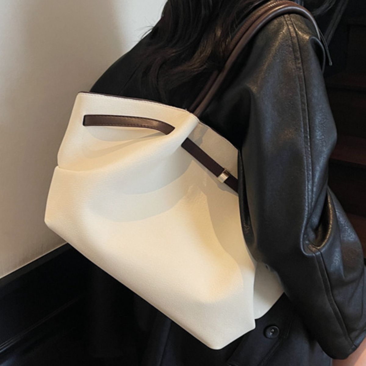 Large Capacity Shoulder Bag 5