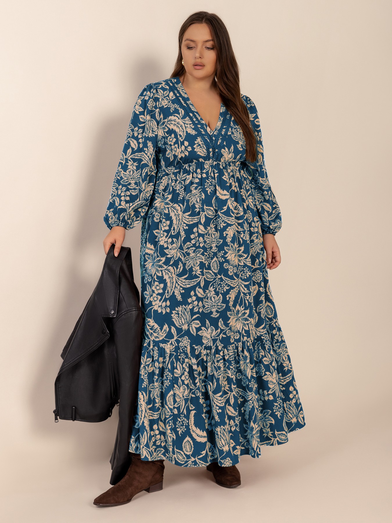 Plus Size Boho Floral Print Long Sleeve Maxi Dress