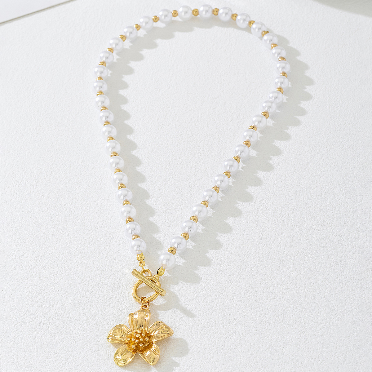 18K Gold-Plated Pearl Flower Pendant Necklace