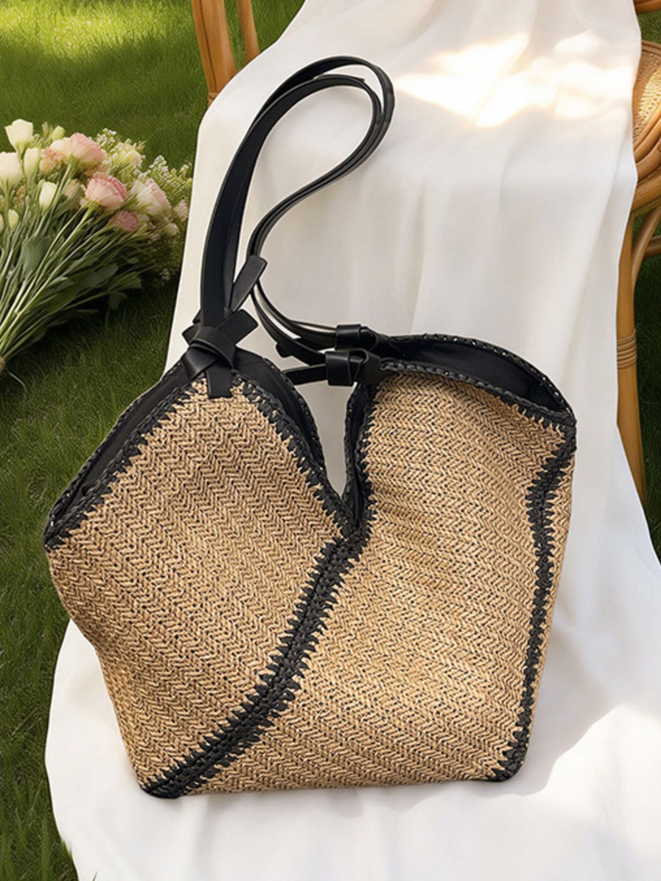 Woven Straw Shoulder Bag 2