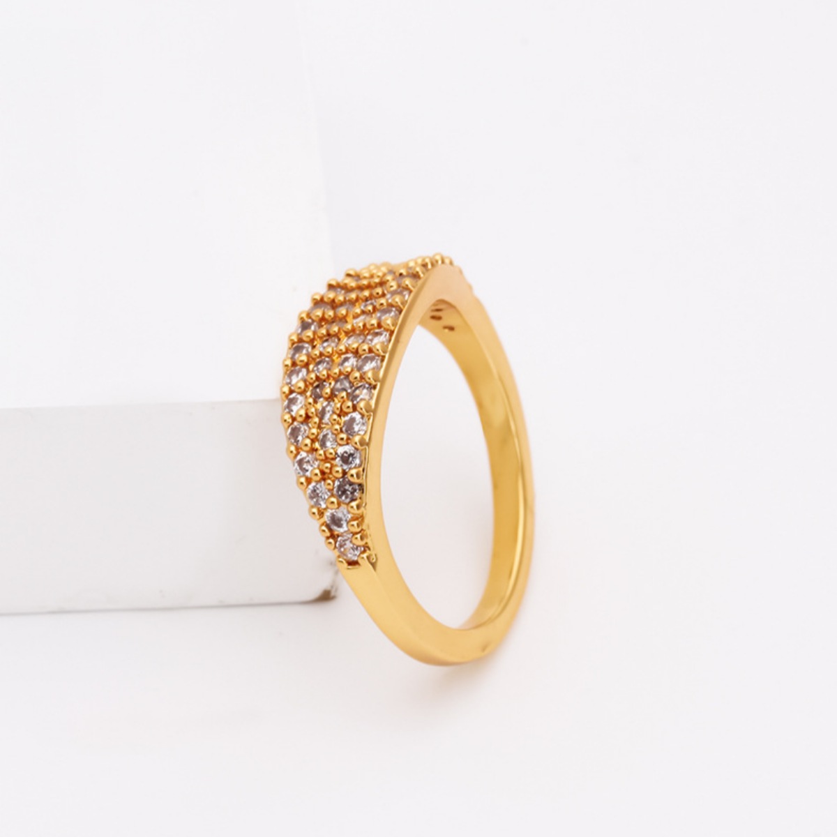 18K Gold-Plated Copper Zircon Round Ring