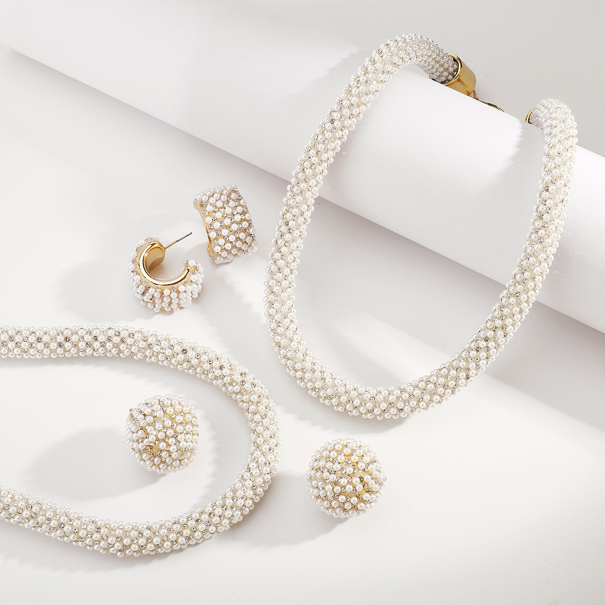 Pearl Embellished Earrings and Necklace Jewelry Set