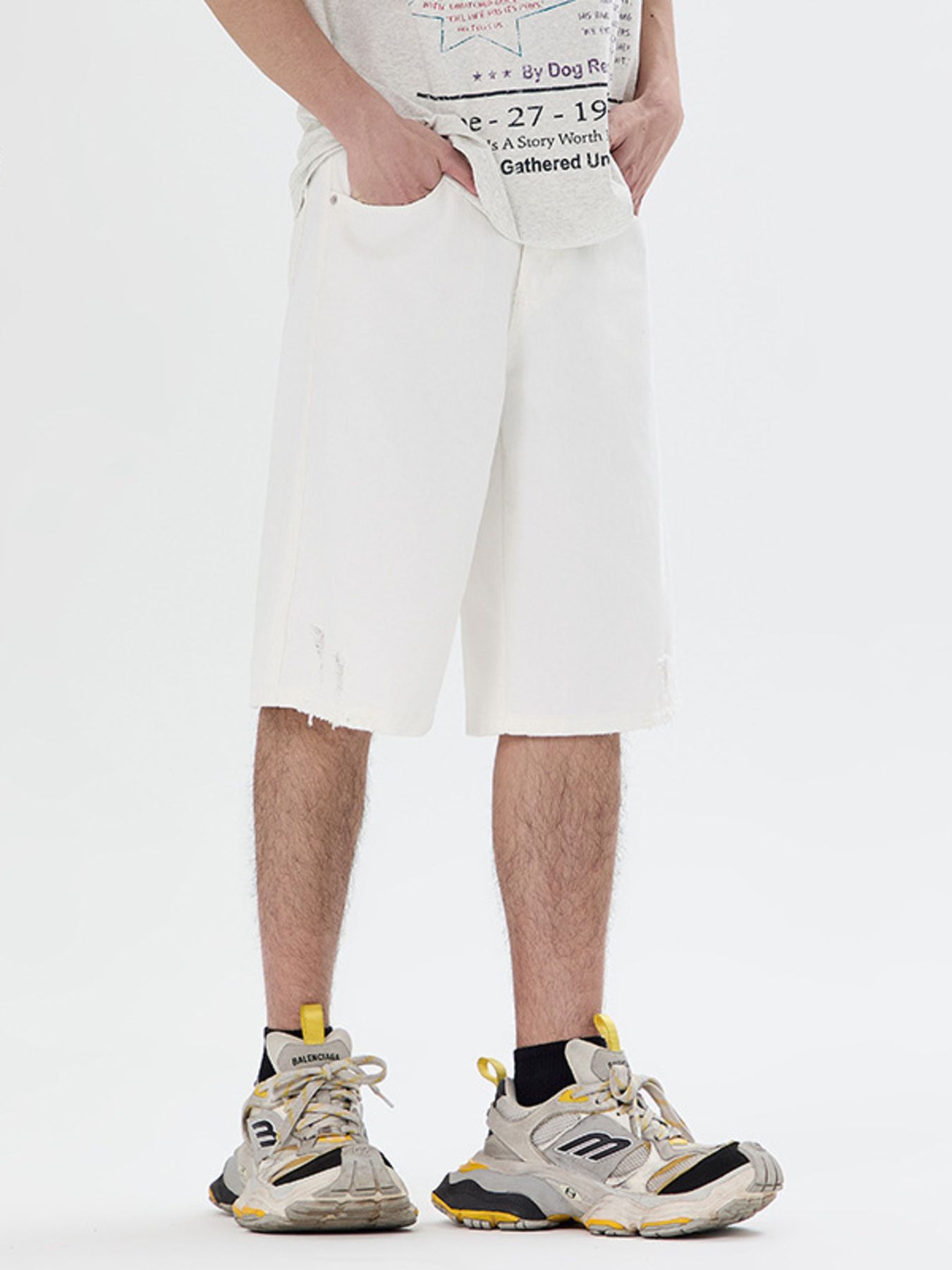 Men's Loose Fit Denim Shorts