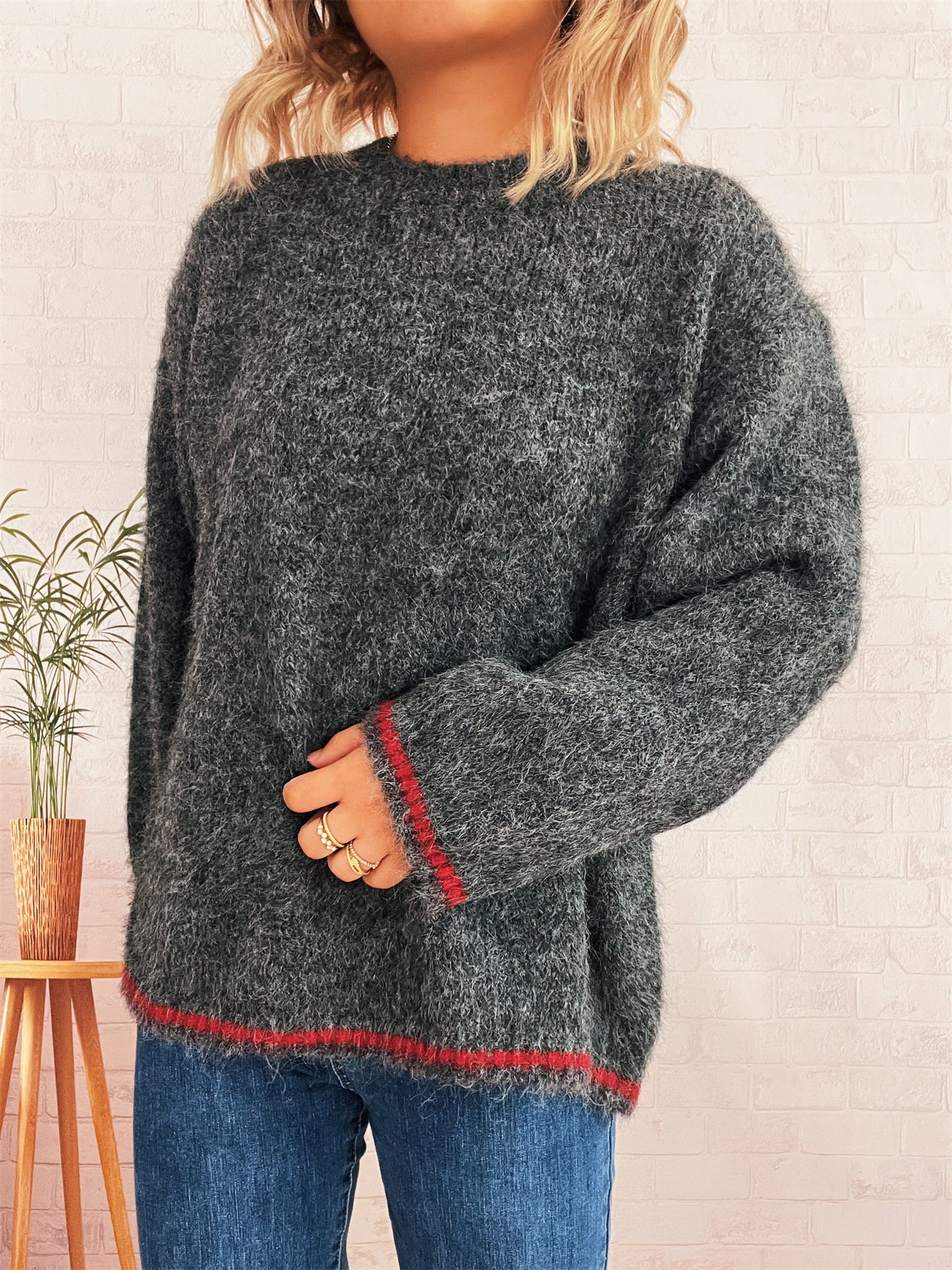 Contrast Trim Round Neck Cozy Sweater