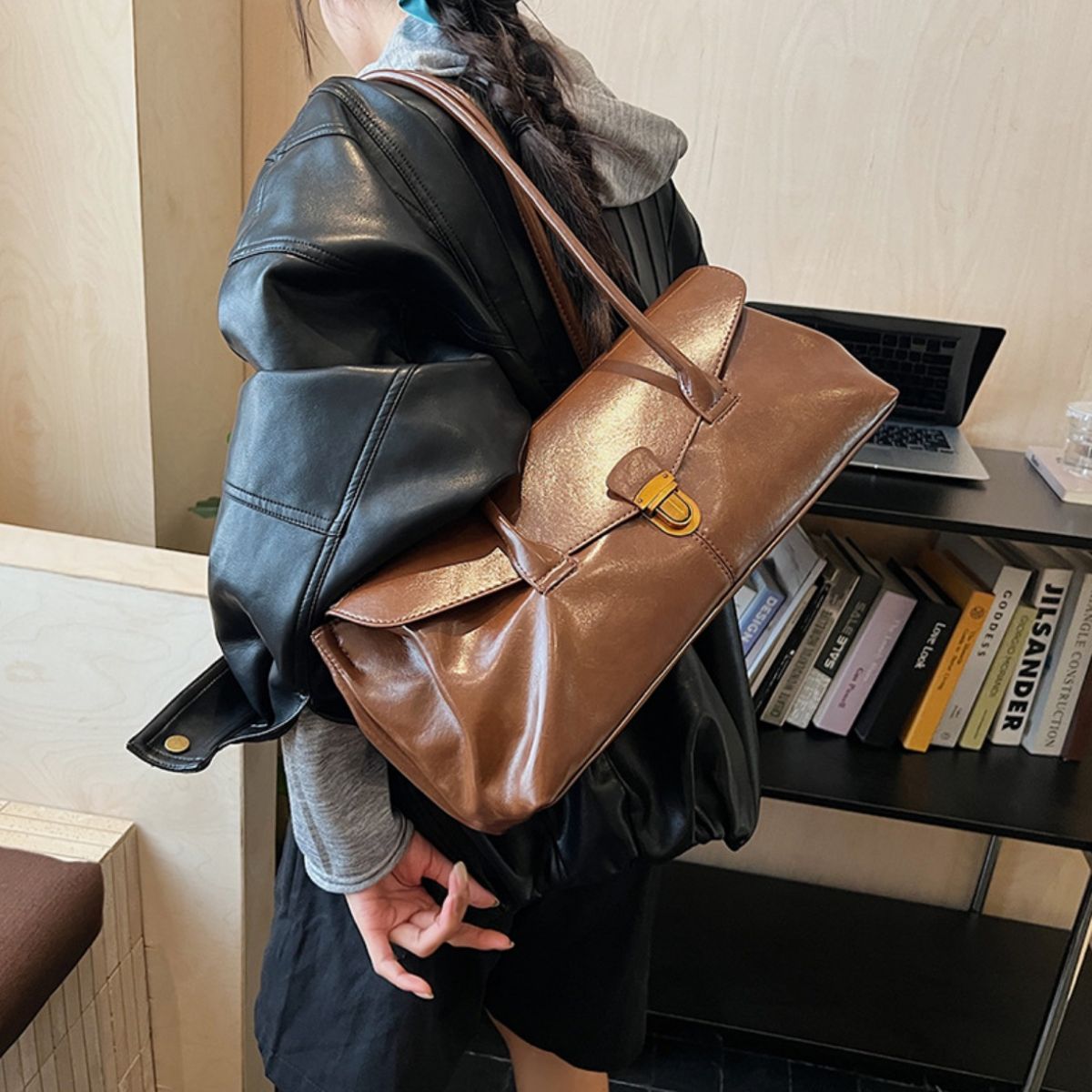 Vintage Style Leather Shoulder Bag