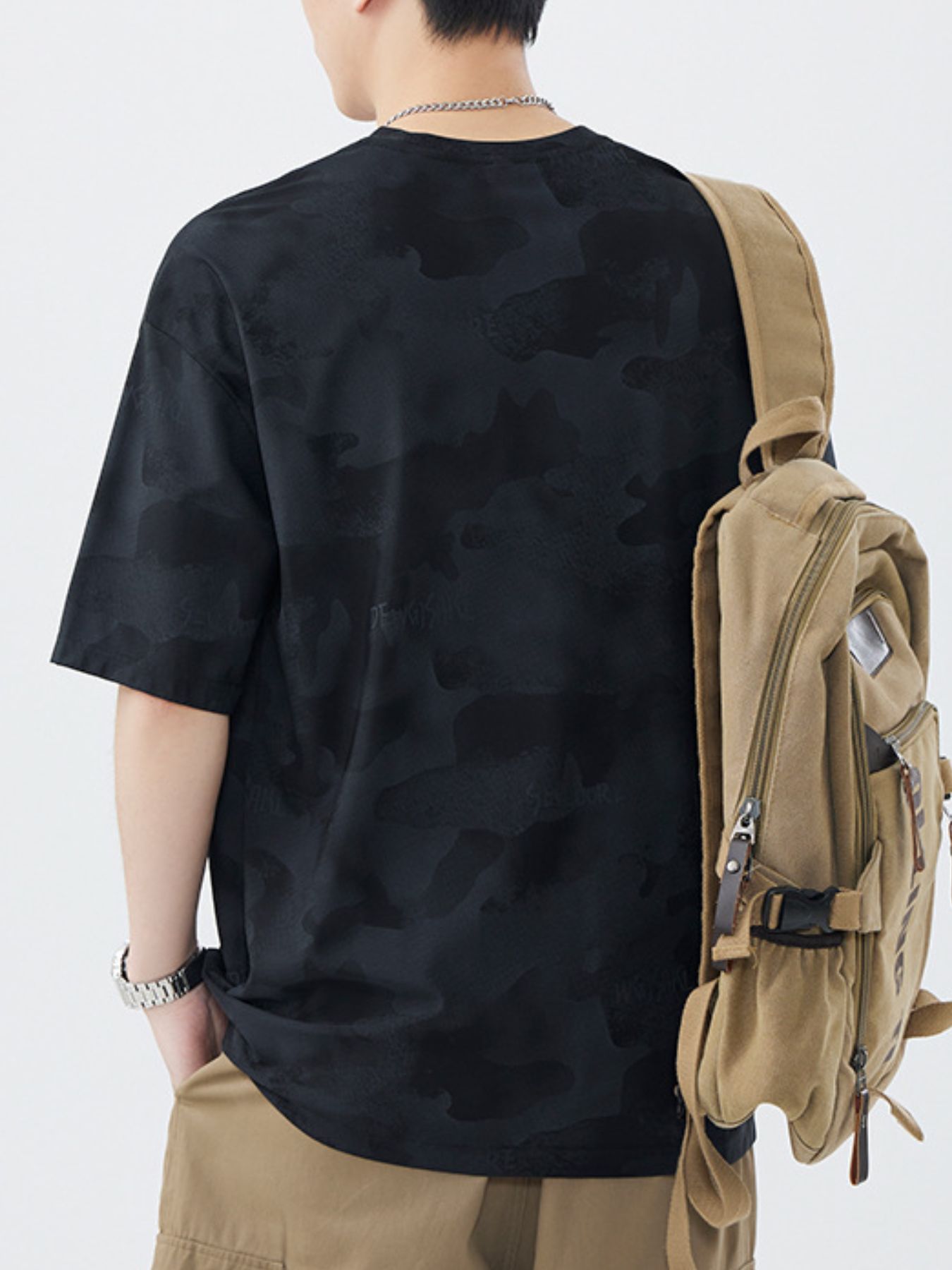 Men's Plus Size Round Neck Relaxed Fit T-Shirt