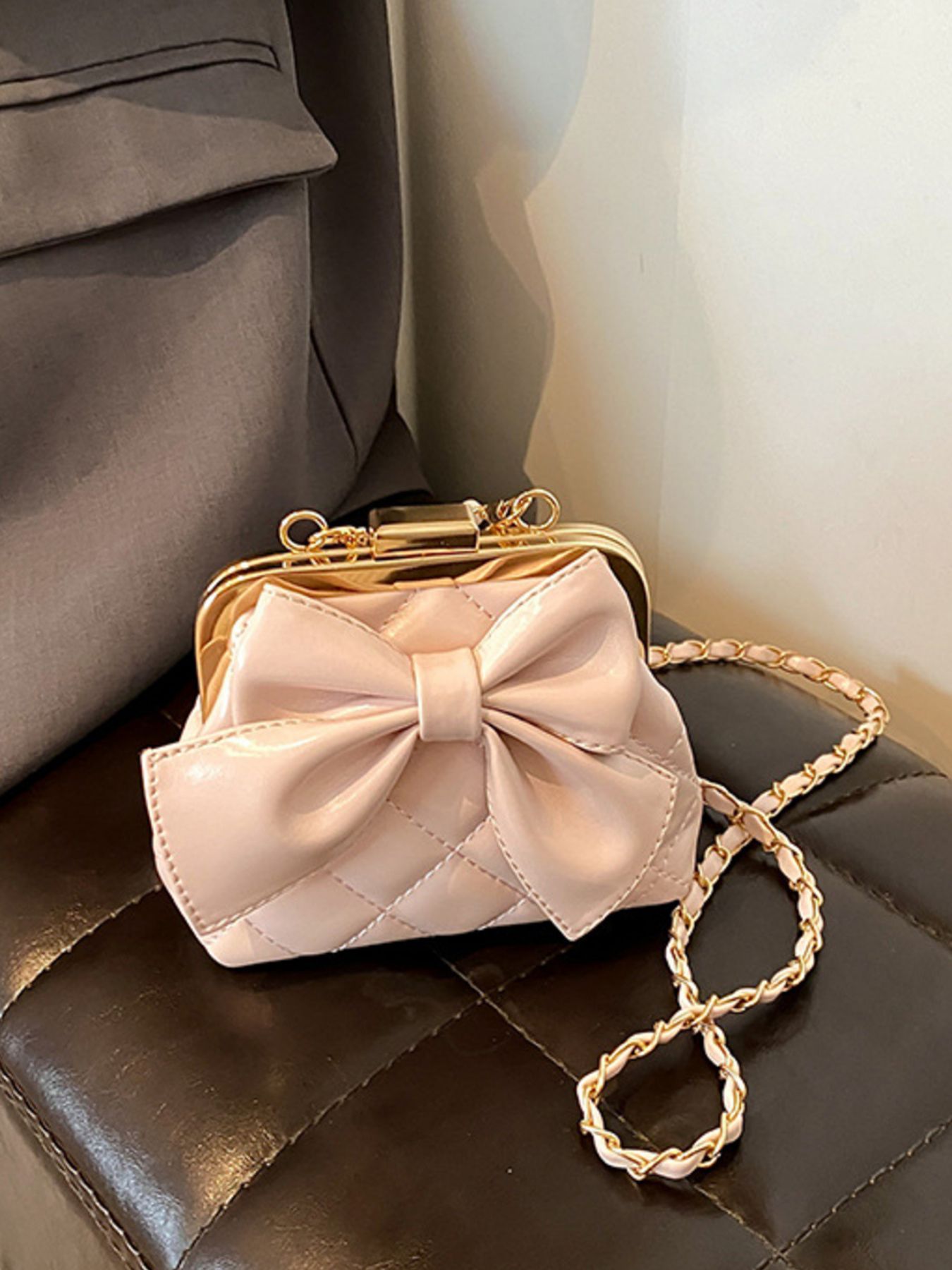 Bow Decor Quilted Crossbody Bag