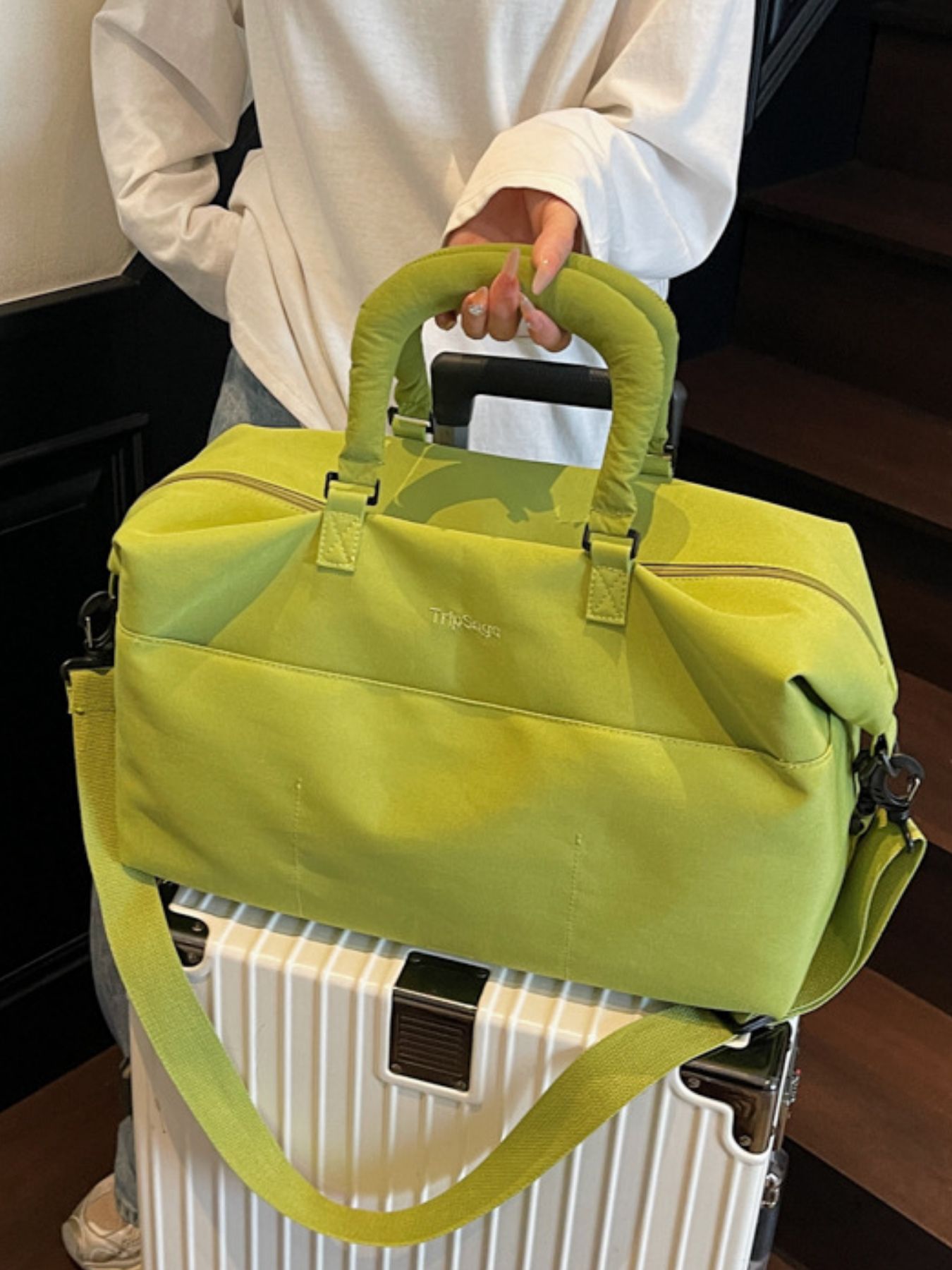 Duffel Bag with Padded Handles 3