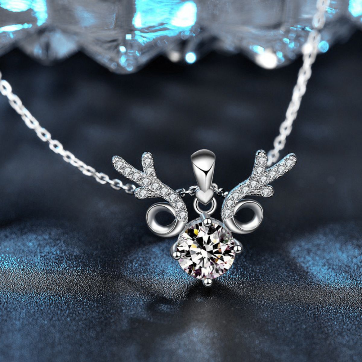 925 Sterling Silver Moissanite Deer Antler Pendant Necklace