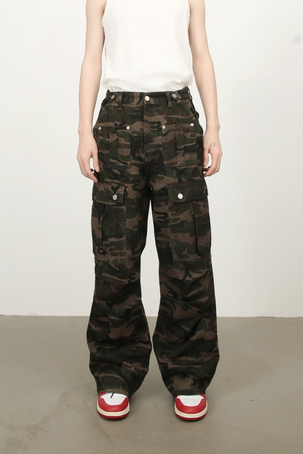 Men's Camouflage Jeans with Cargo Pockets