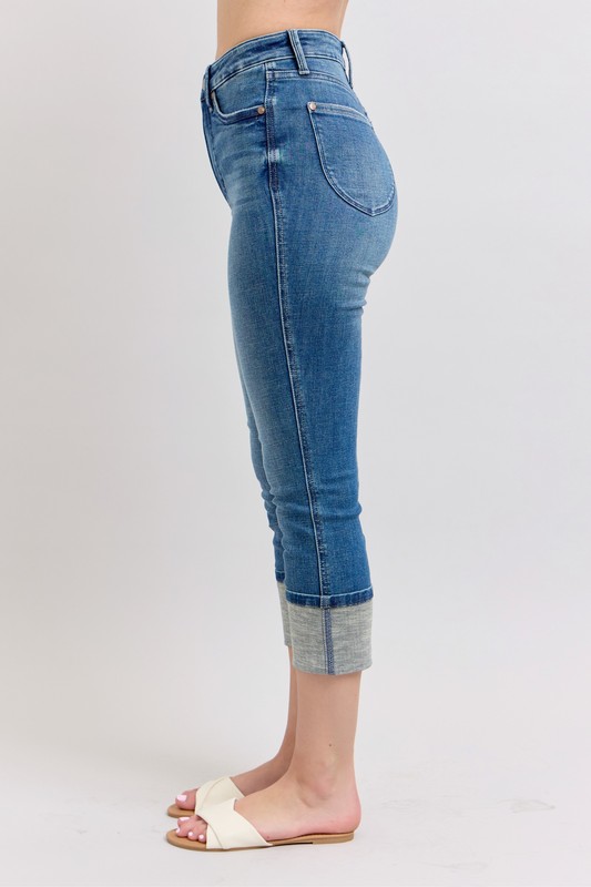 Full Size Skinny Cuff Capris Jeans with Pockets Plus Size