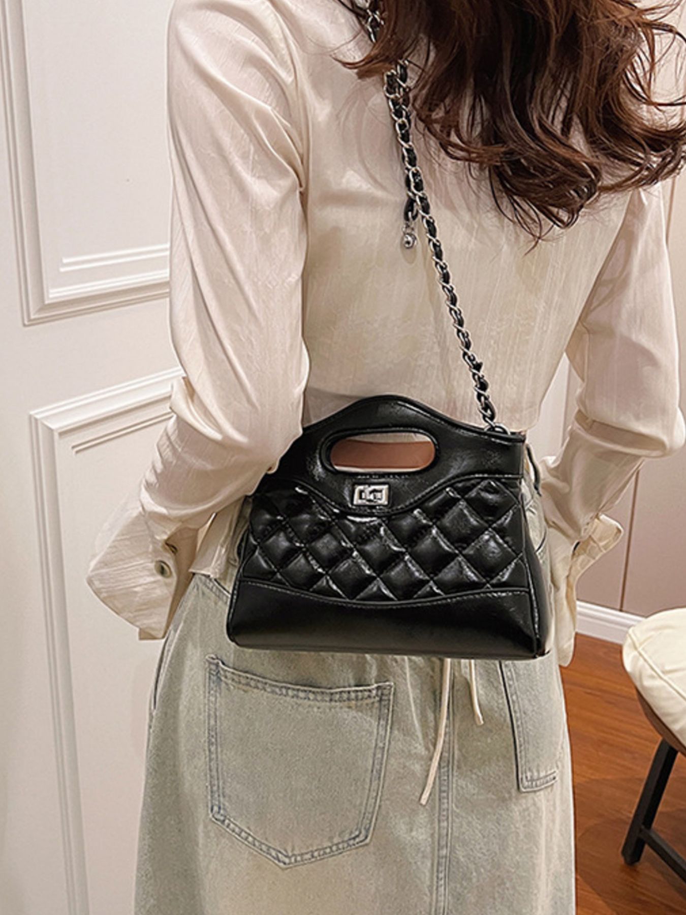 Quilted Pattern Top Handle Crossbody Bag 3