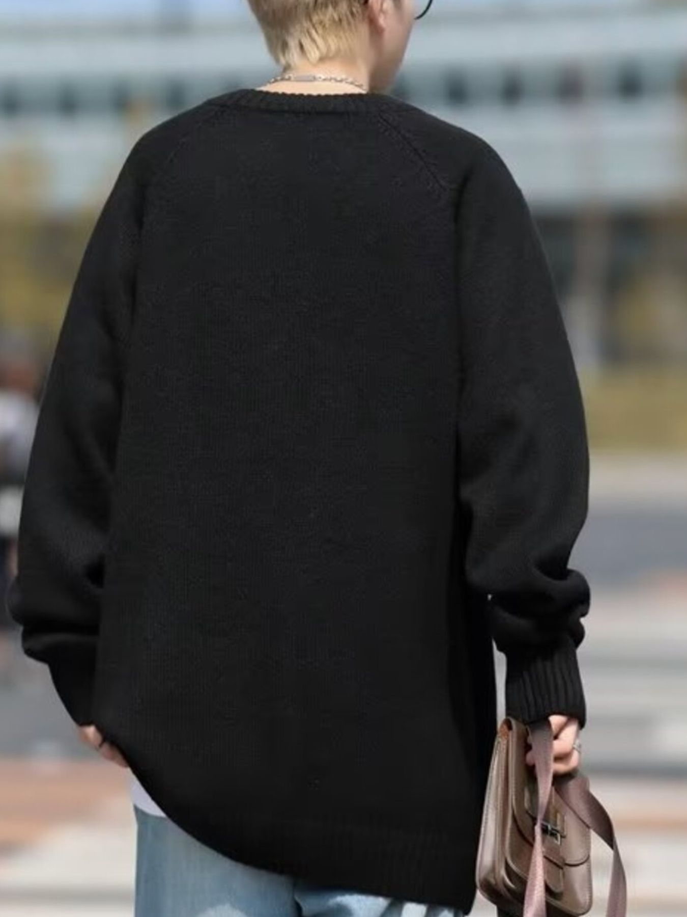 Men's Oversized Knit Round Neck Sweater