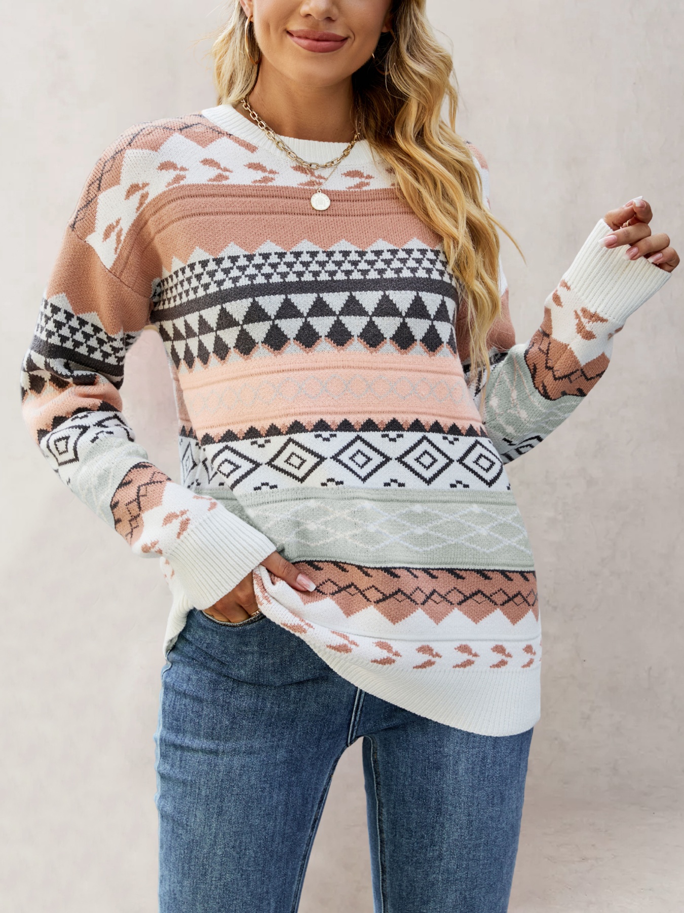 Geometric Pattern Round Neck Sweater