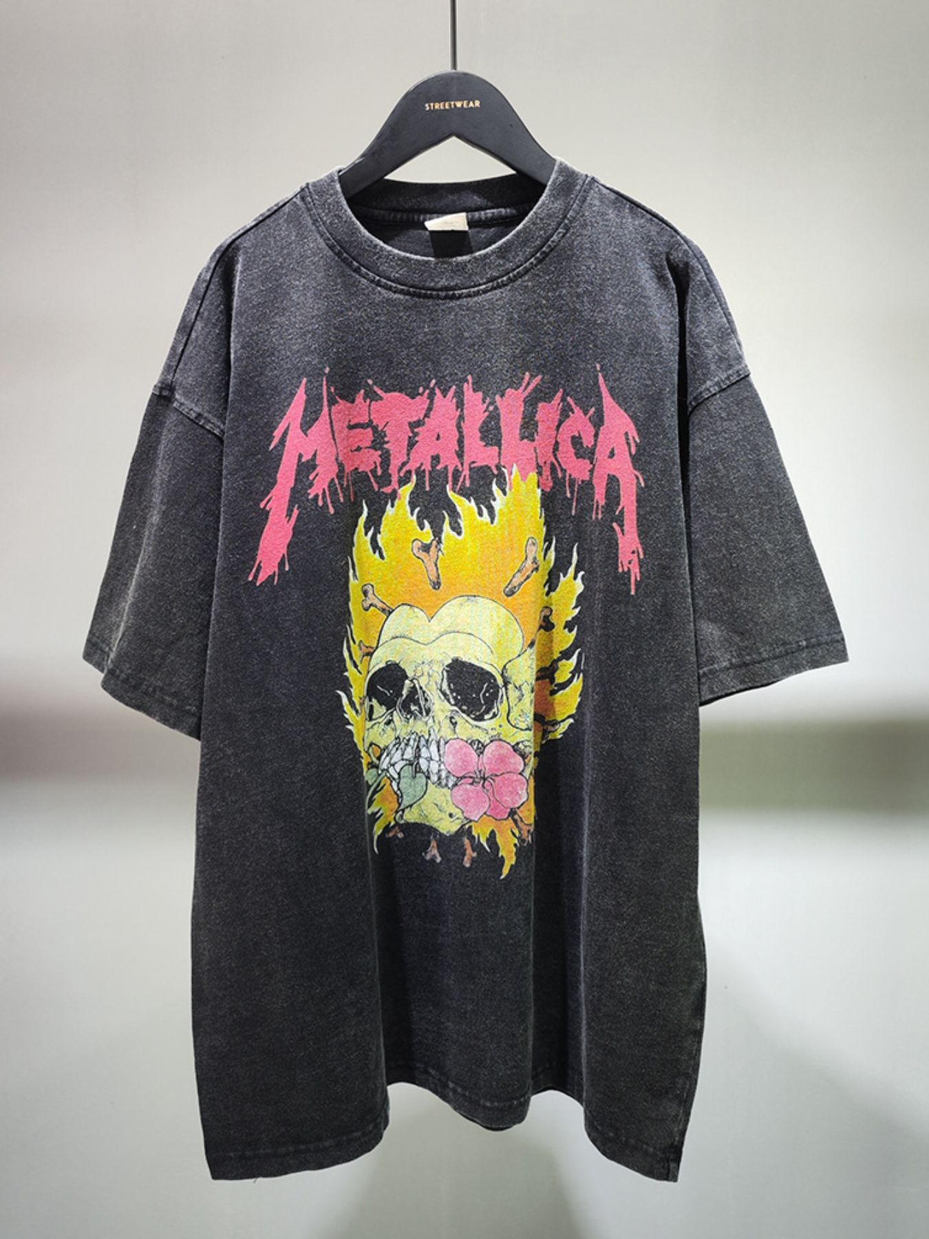 Men's Graphic Round Neck Long Sleeve T-Shirt